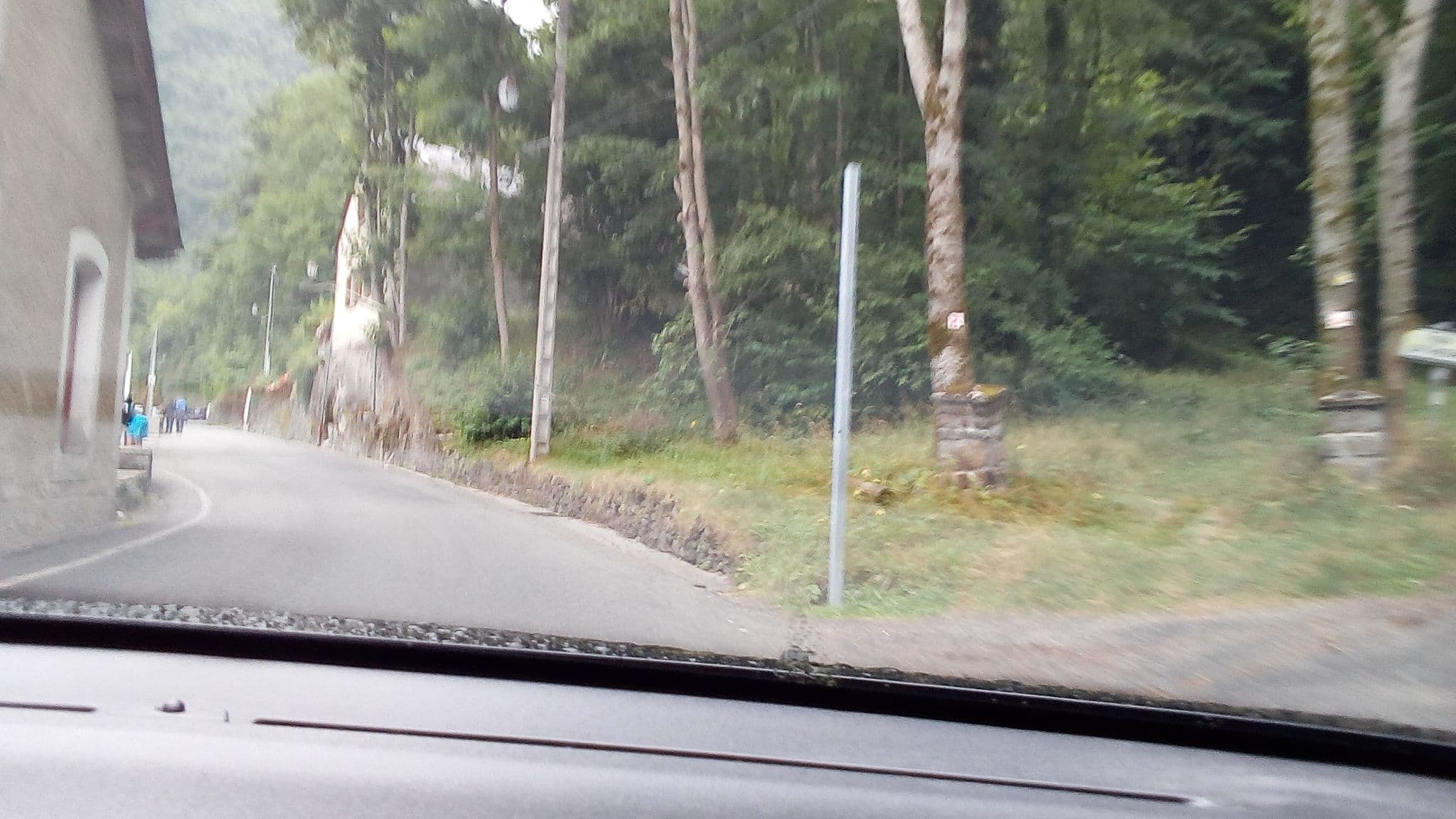 Street view near Le Bon Accueil, Luz-Saint-Sauveur — © atabaraud (CC BY-SA · Mapillary)