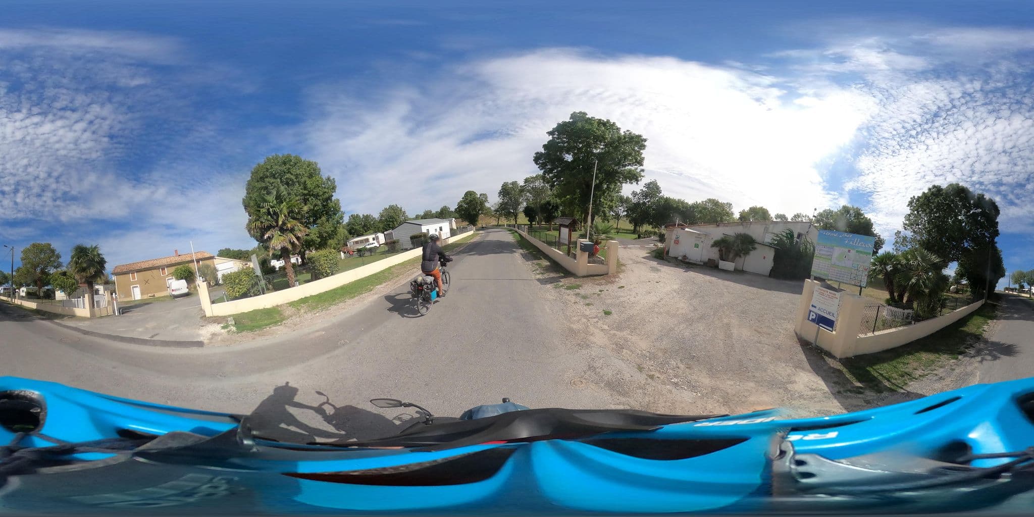 Street view near La Ferme de Chez Filleux, Semussac — © padididejurbise (CC BY-SA · Mapillary)