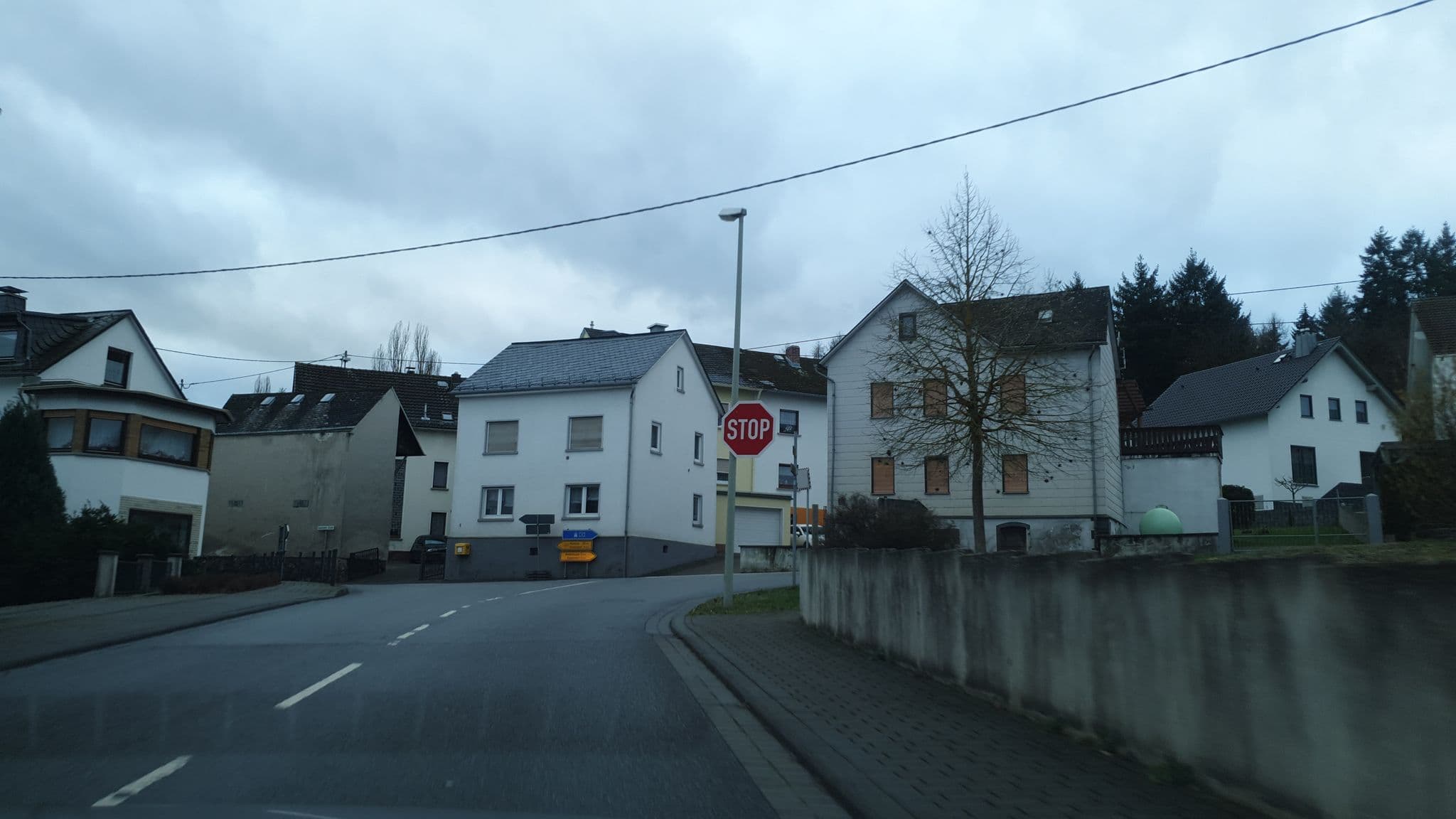Street view near Becker Petra, Holzappel — © stili (CC BY-SA · Mapillary)