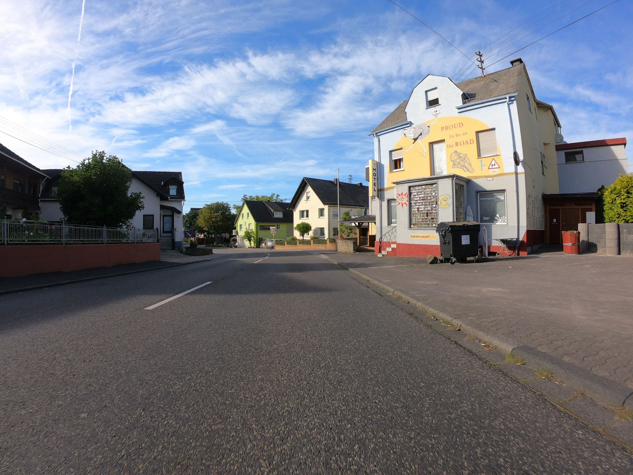 Street view near Hotel Route B8, Hundsangen — © wizonede (CC BY-SA · Mapillary)