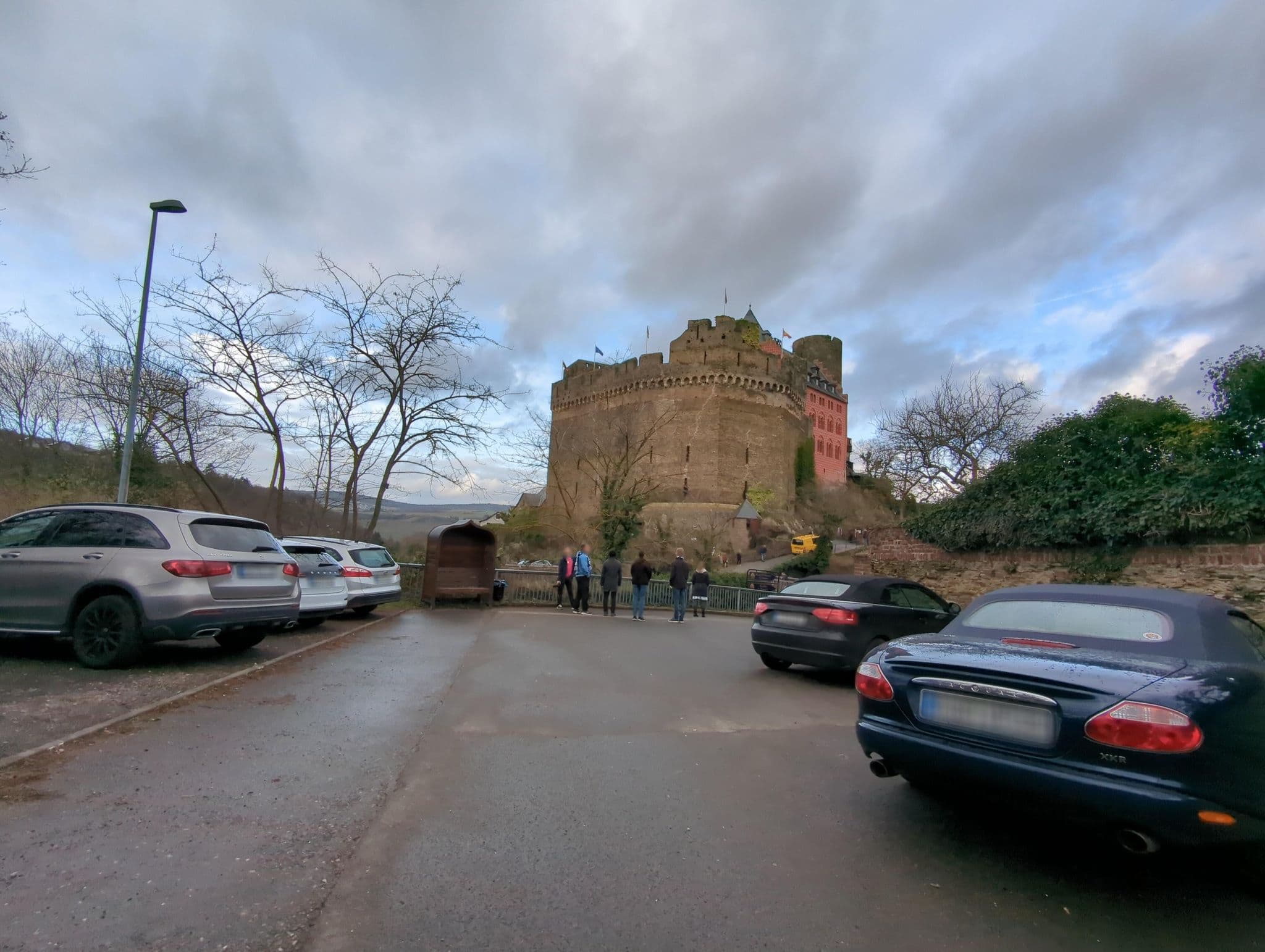 Street view near Rheintal-Jugendherberge Oberwesel, Oberwesel — © ente (CC BY-SA · Mapillary)