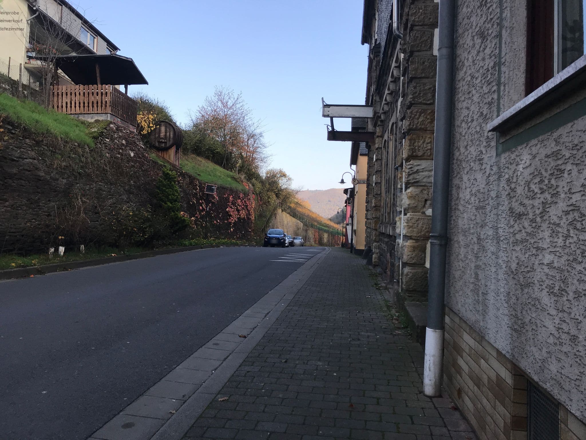 Street view near Ferienwohnungen & Gästezimmer Kachel, Bacharach — © miguel_andrade (CC BY-SA · Mapillary)