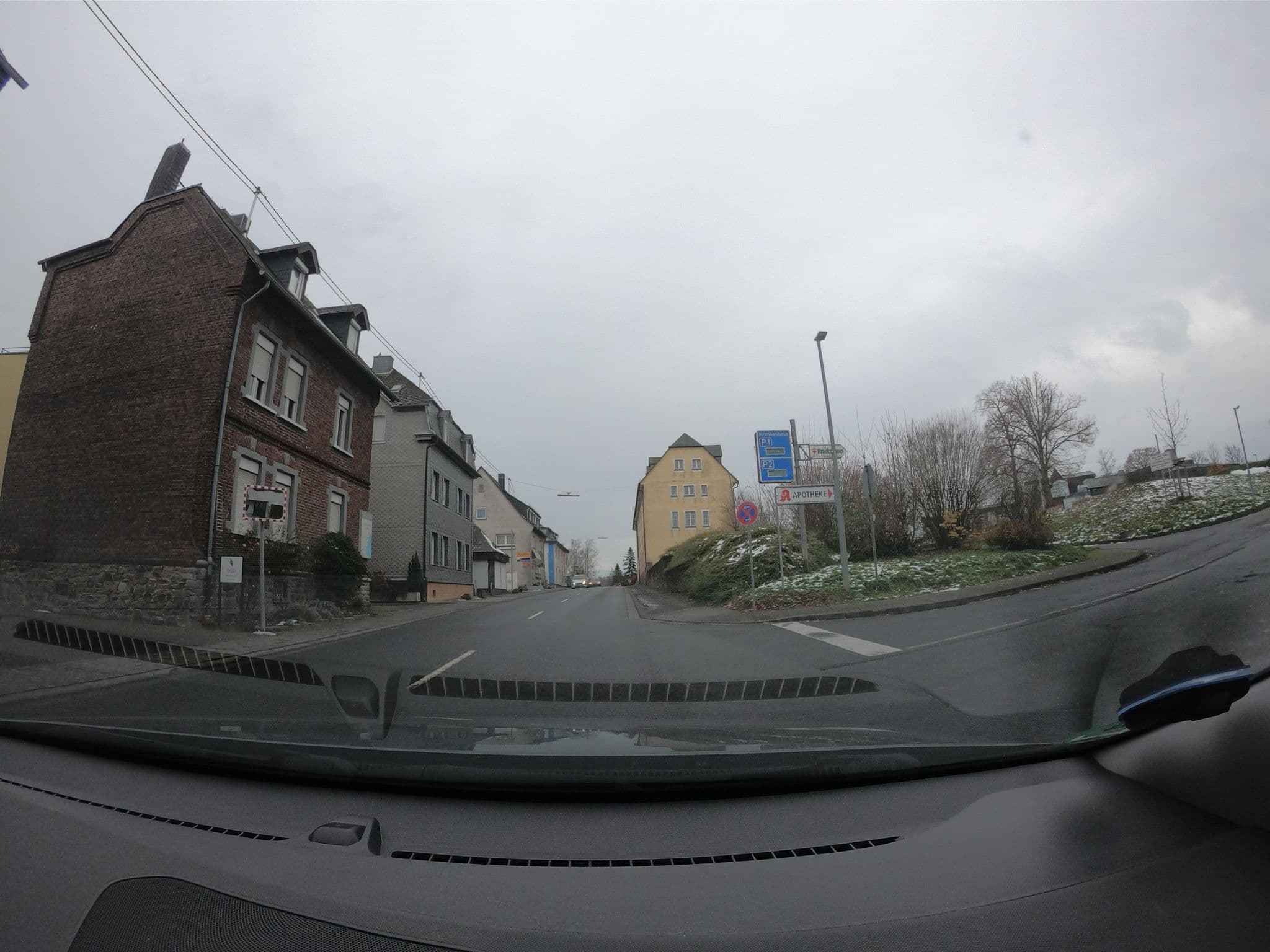 Street view near ApartPeterstor, Montabaur — © wizonede (CC BY-SA · Mapillary)