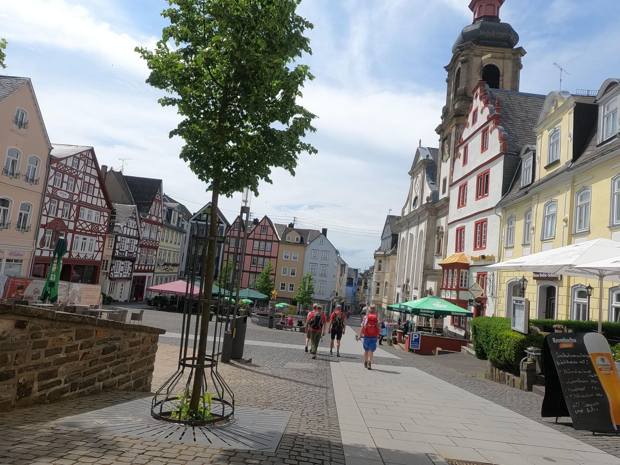 Street view near Jörg Wisser Gaststätte, Hachenburg — © chuck (CC BY-SA · Mapillary)