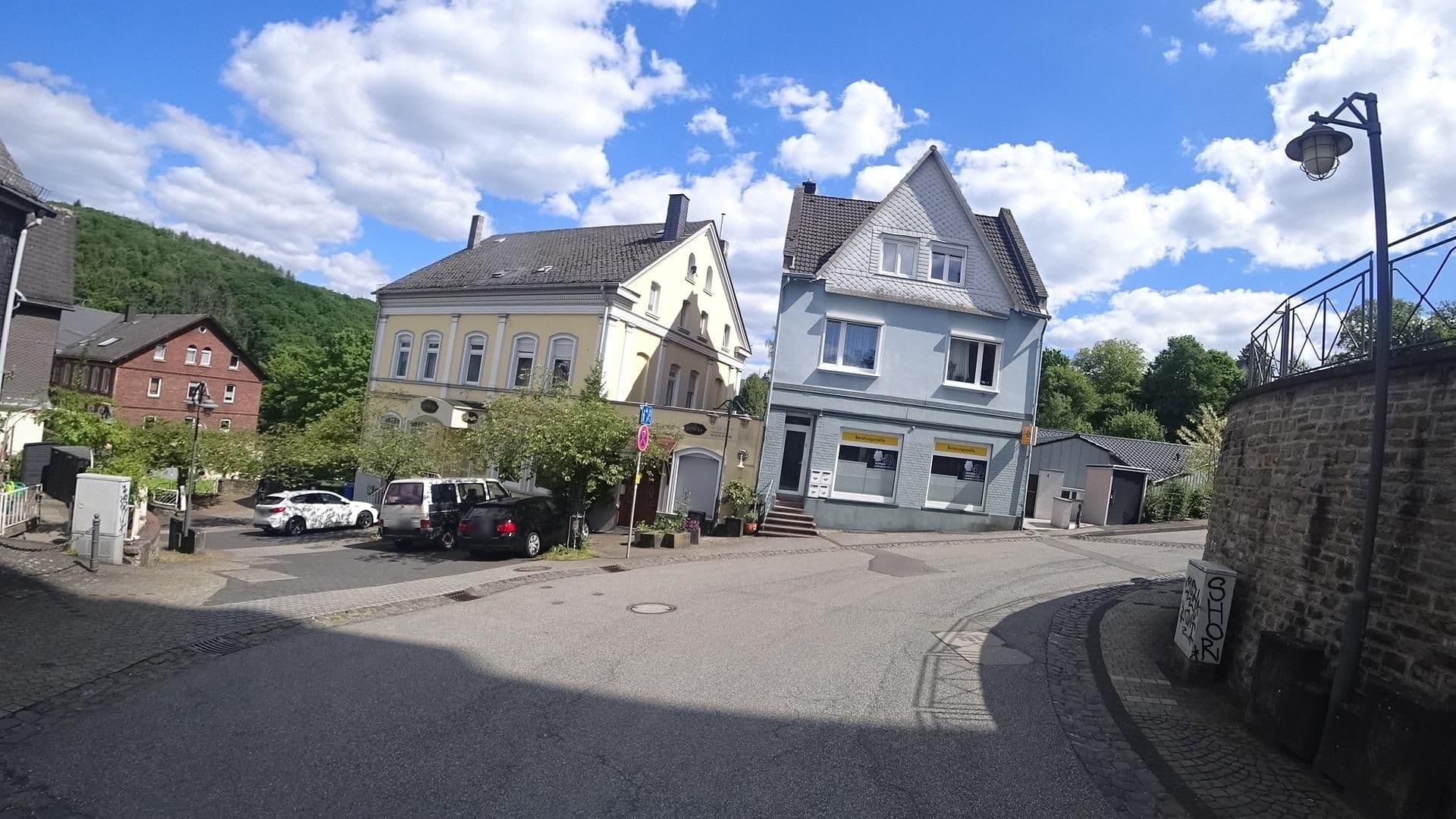 Street view near Dom Hotel, Betzdorf — © slp_gho (CC BY-SA · Mapillary)