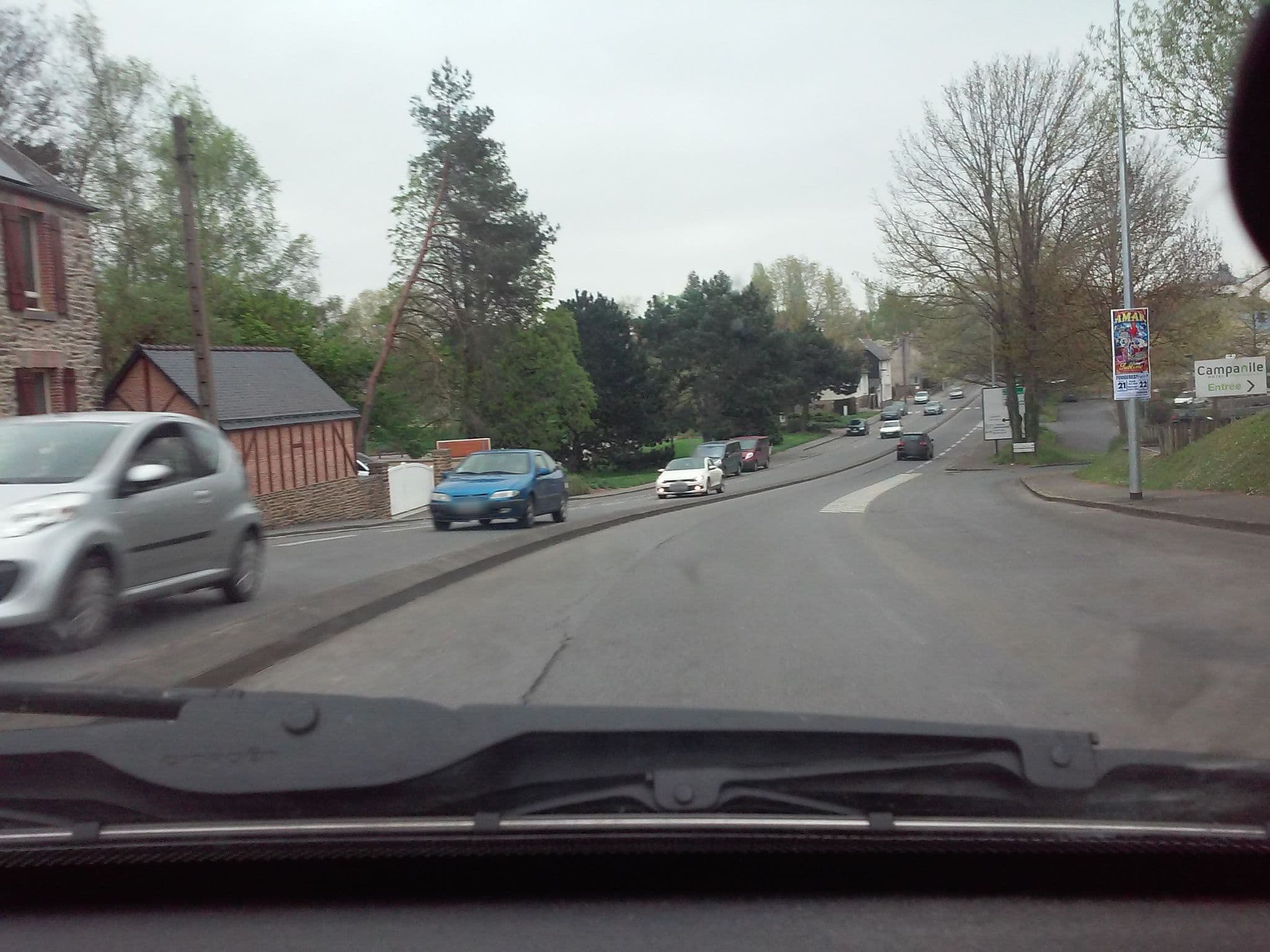 Street view near Campanile, Fougères — © pymouss (CC BY-SA · Mapillary)
