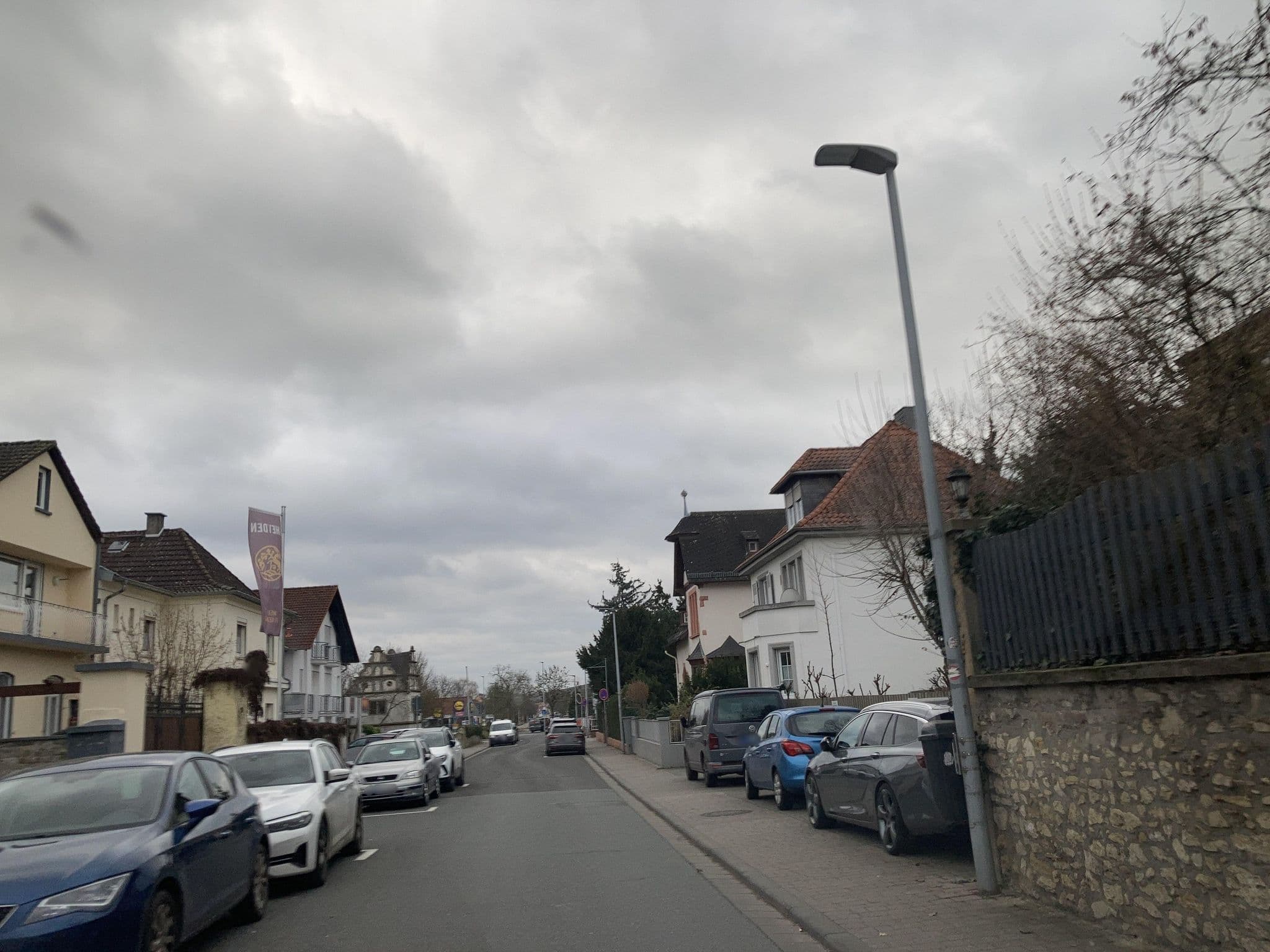 Street view near Ferienwohnung Martin Oppenheim, Oppenheim — © tasmaniadevil (CC BY-SA · Mapillary)