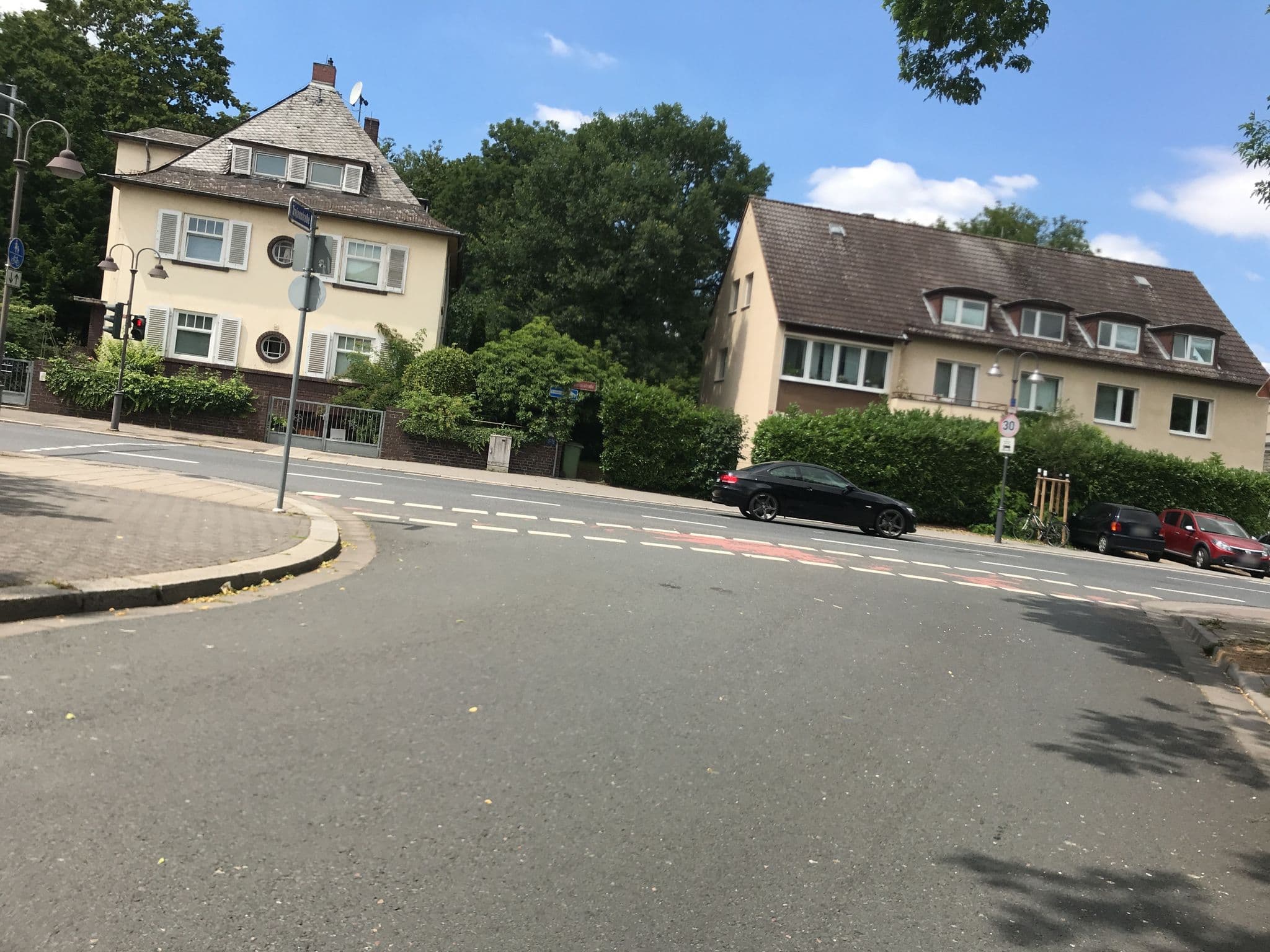 Street view near Novotel Mainz, Mainz — © miguel_andrade (CC BY-SA · Mapillary)
