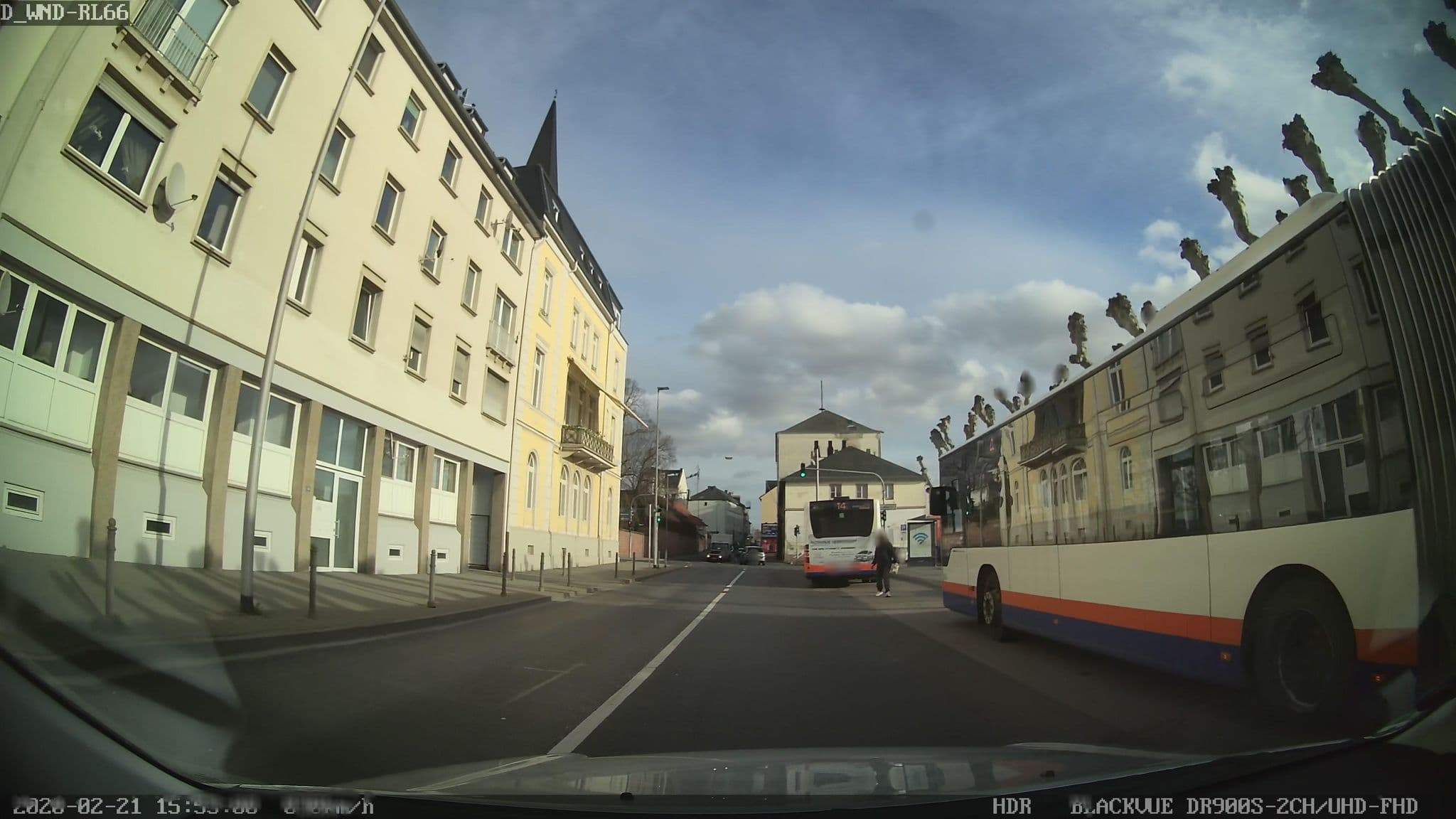 Street view near Cafe Schwan, Biebrich — © mapcreator (CC BY-SA · Mapillary)