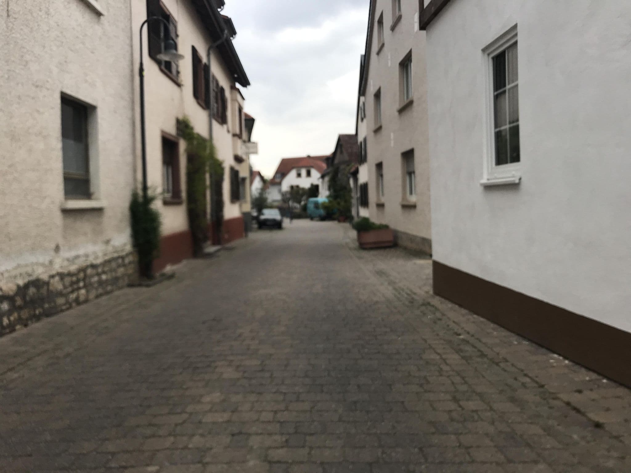 Street view near Hotel Becker, Inh. Claudia Becker, Nieder-Olm — © miguel_andrade (CC BY-SA · Mapillary)