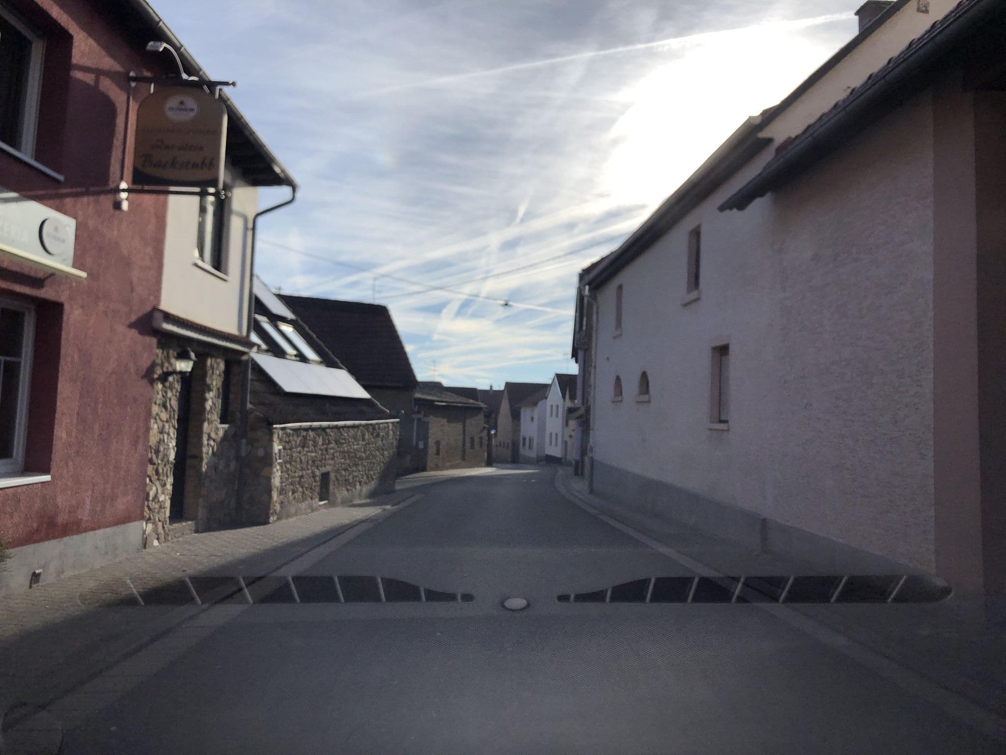 Street view near Jung Andreas und Walter Werner Gästezimmer und Kutschfahrten, Spiesheim — © amtxi (CC BY-SA · Mapillary)