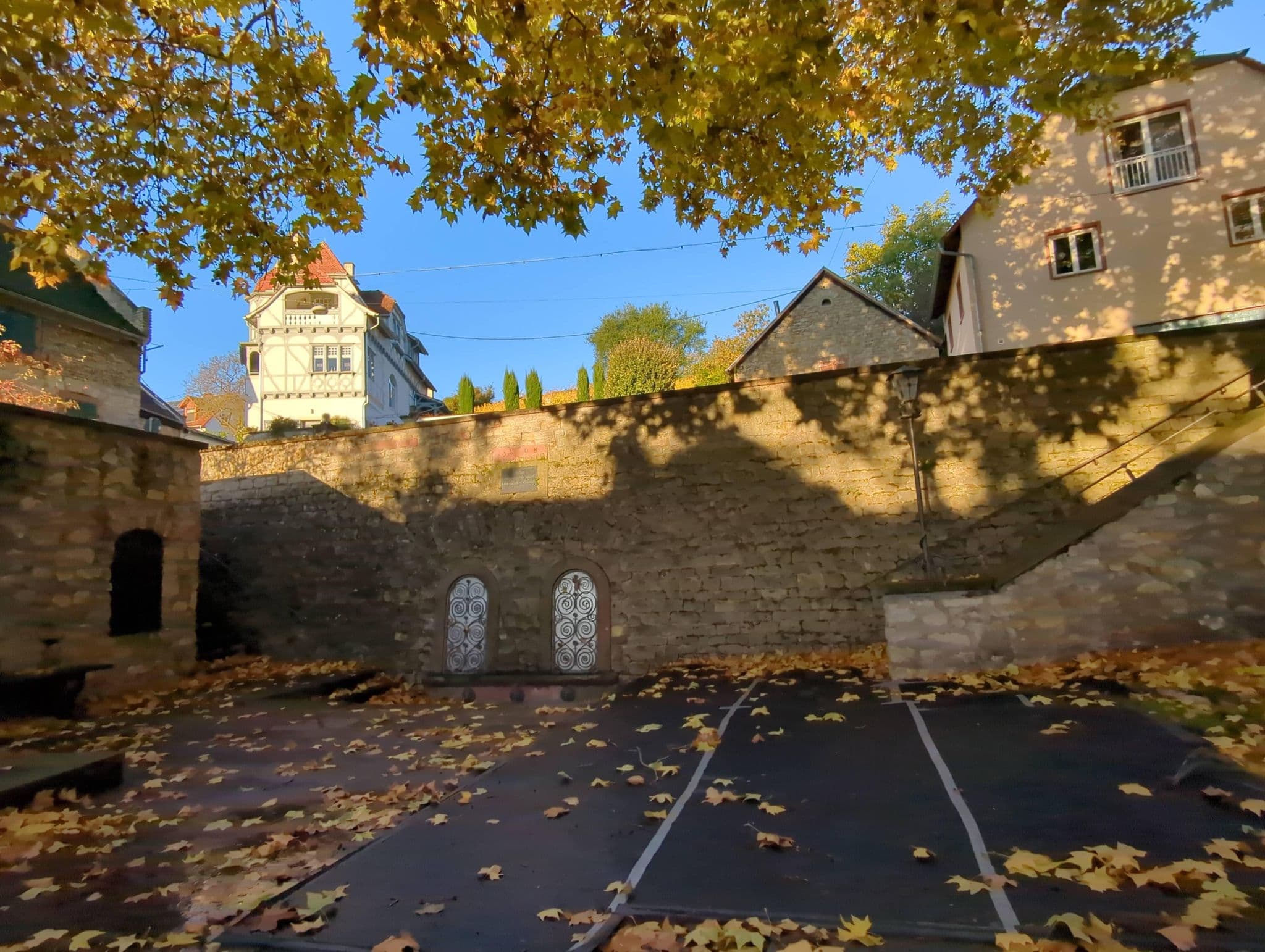 Street view near Weinhotel am Kellerweg, Guntersblum — © miguel_andrade (CC BY-SA · Mapillary)