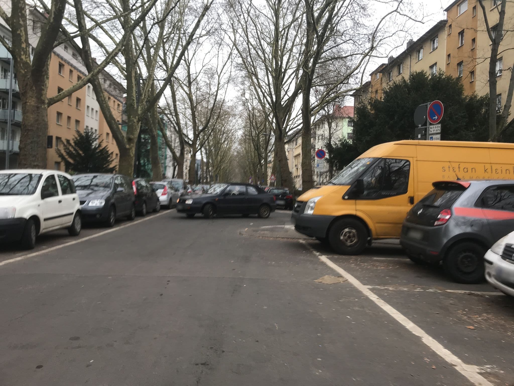 Street view near Super 8 By Wyndham, Kastel — © miguel_andrade (CC BY-SA · Mapillary)