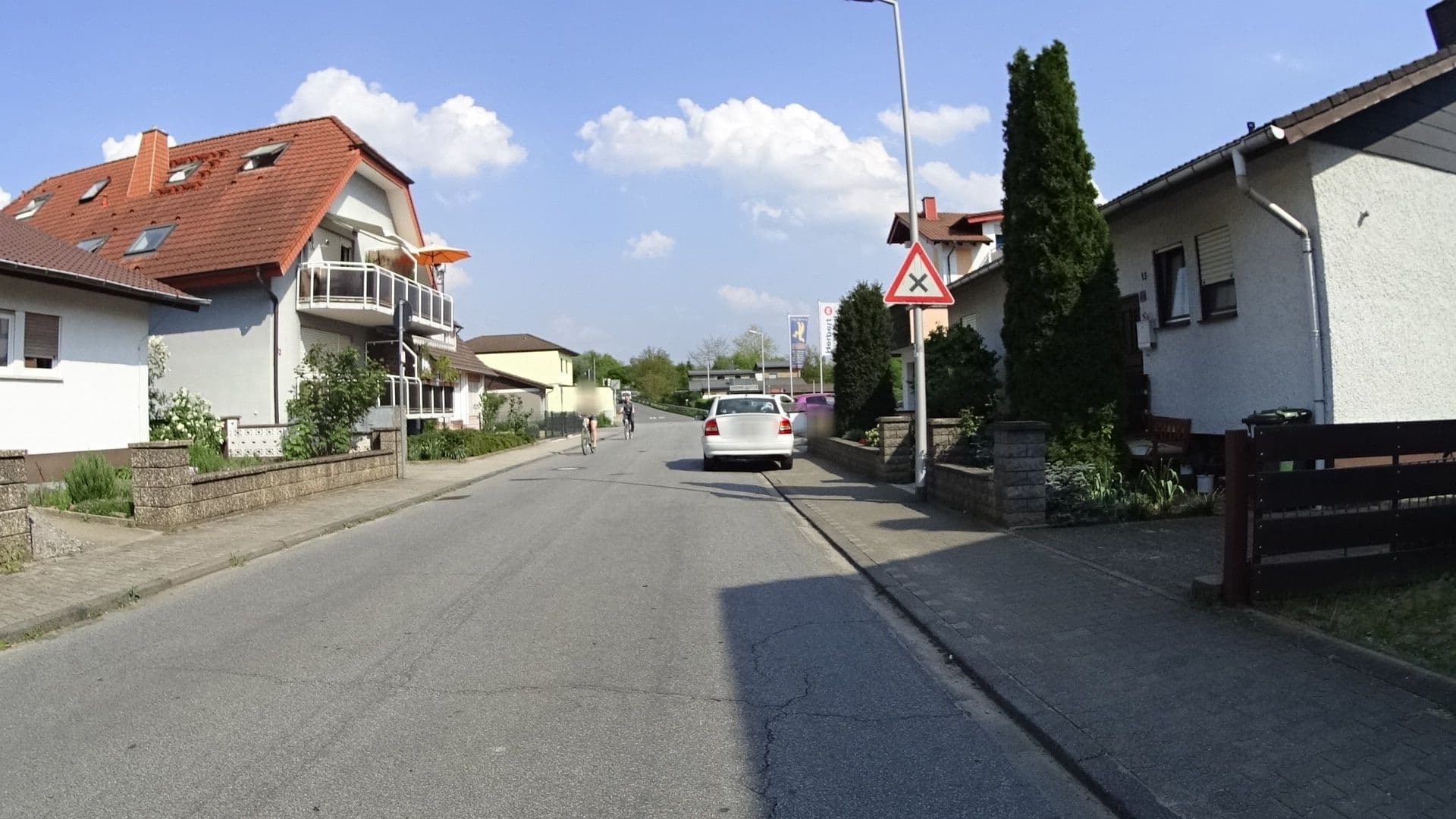 Street view near Gästehaus Grossi Inh. Eva Maria Grossi, Einhausen — © ramap (CC BY-SA · Mapillary)