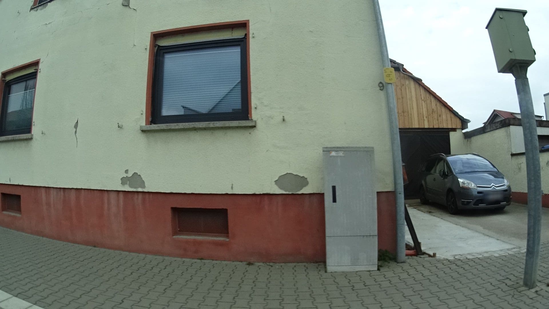 Street view near Landgasthaus Ochsenschläger, Biblis — © ramap (CC BY-SA · Mapillary)