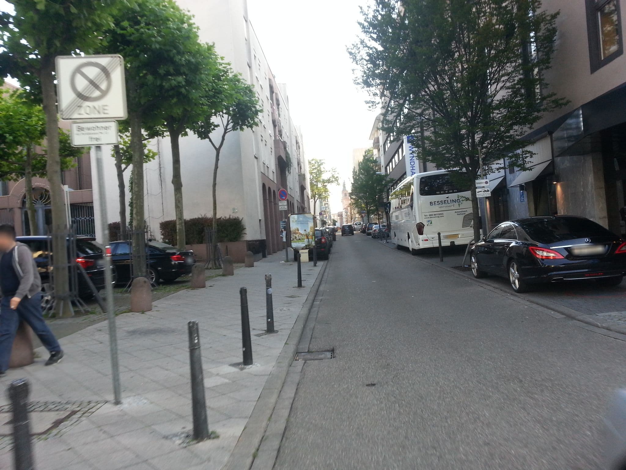 Street view near Wyndham Hotel, Mannheim — © wegavision (CC BY-SA · Mapillary)