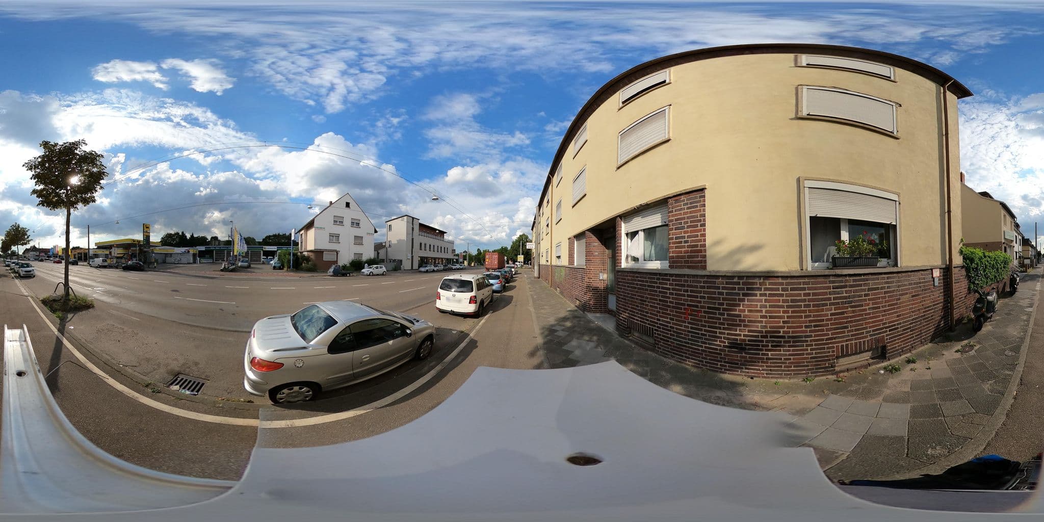 Street view near Pension Bilharz, Mannheim — © wegavision (CC BY-SA · Mapillary)