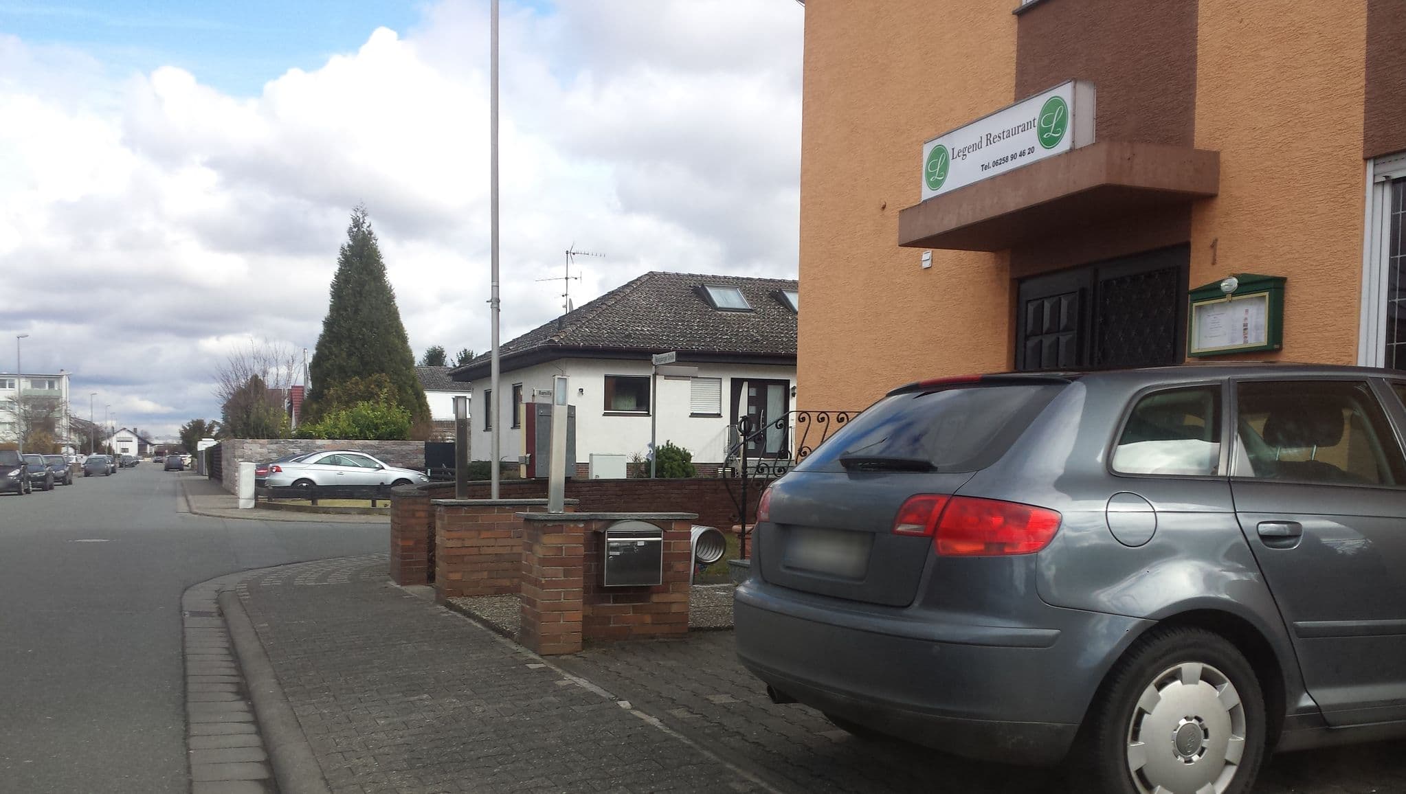 Street view near HY Hotel und Gastronomie GmbH Hotel Legend, Biebesheim — © wegavision (CC BY-SA · Mapillary)