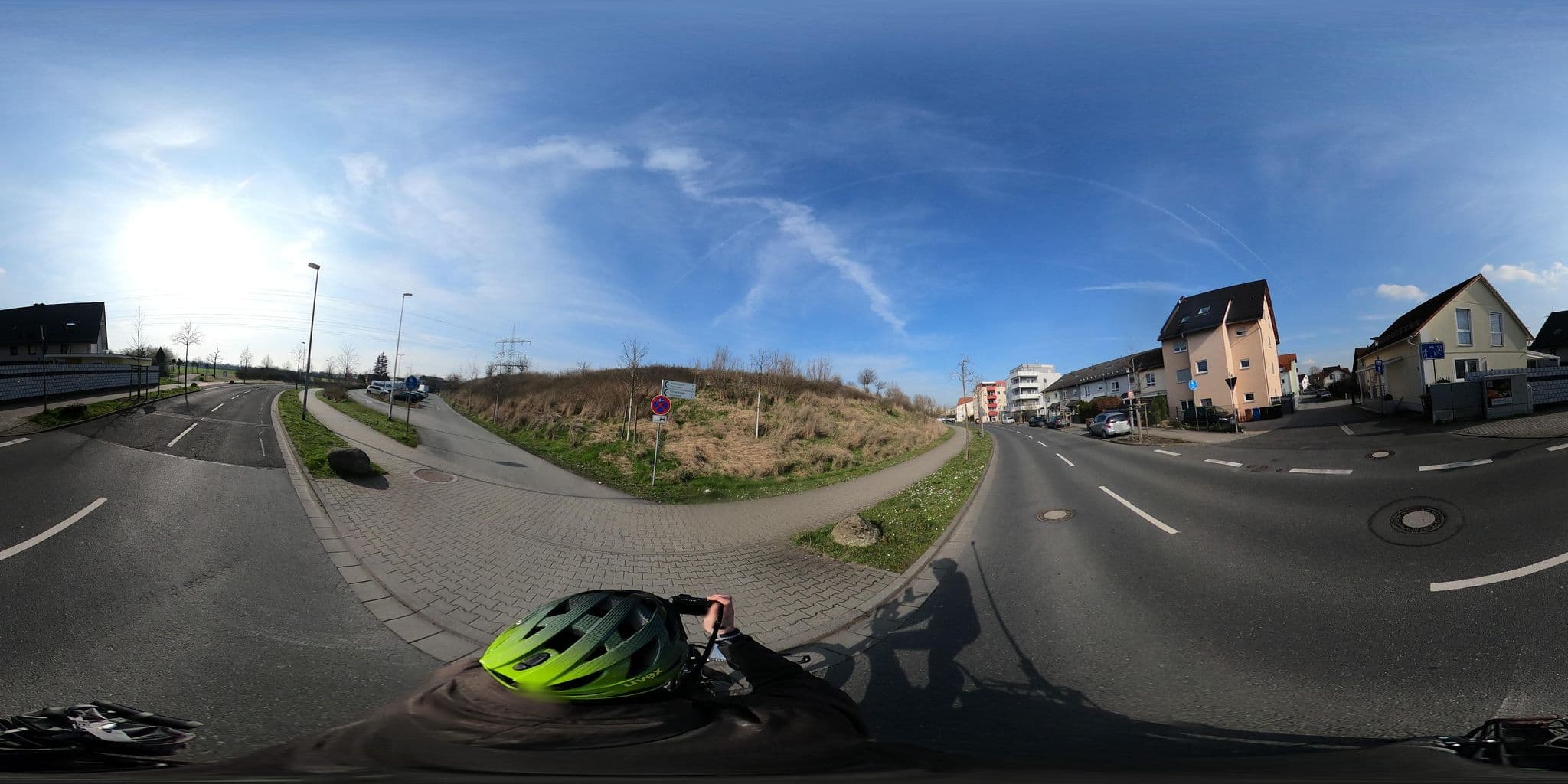 Street view near Boulevard Apartment, Raunheim — © Planungsgesellschaft_RV-K_MB (CC BY-SA · Mapillary)