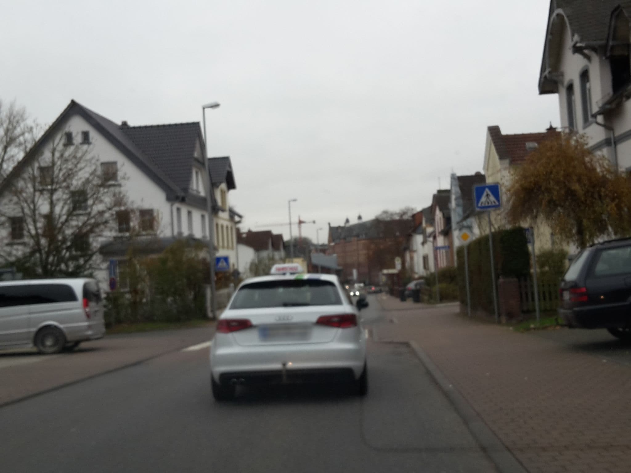 Street view near Hotel Sonne, Idstein — © b166er (CC BY-SA · Mapillary)