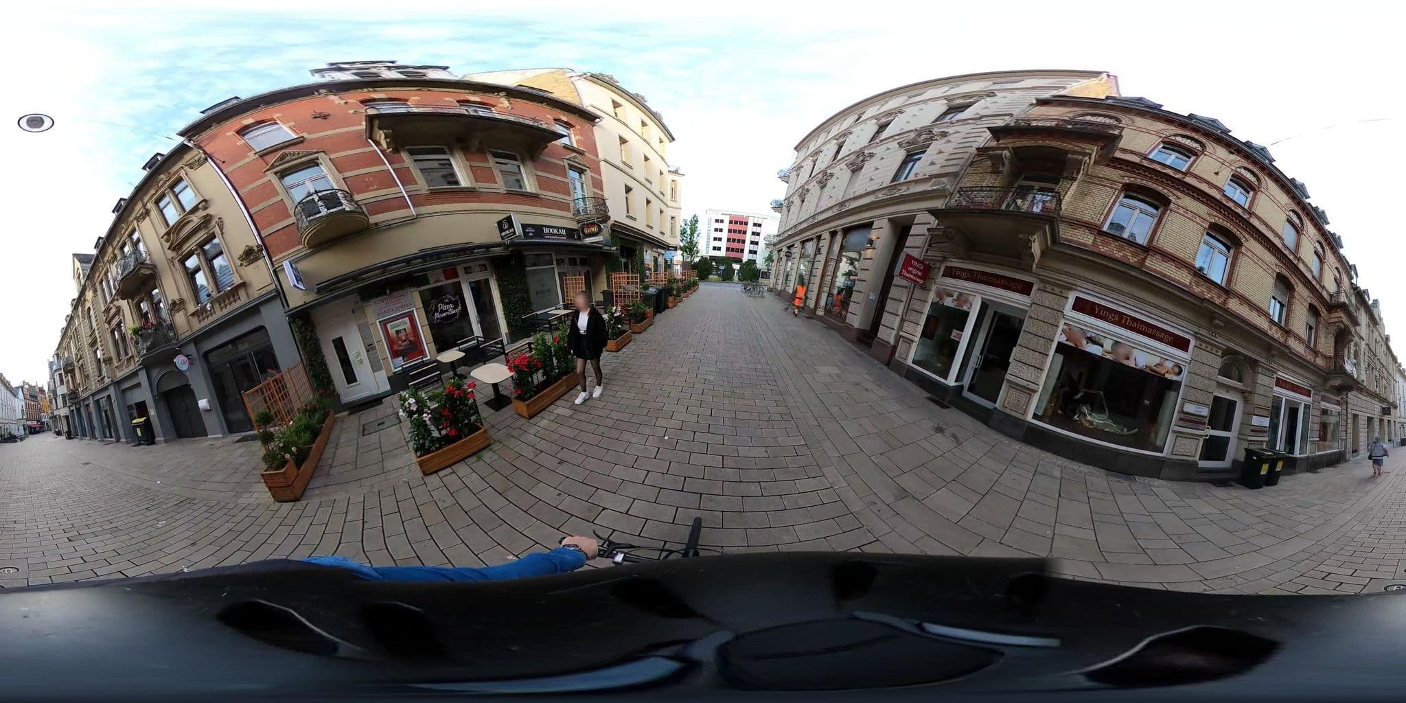 Street view near Kiribati Island Grand Hotel, Wiesbaden — © lagerkoller (CC BY-SA · Mapillary)