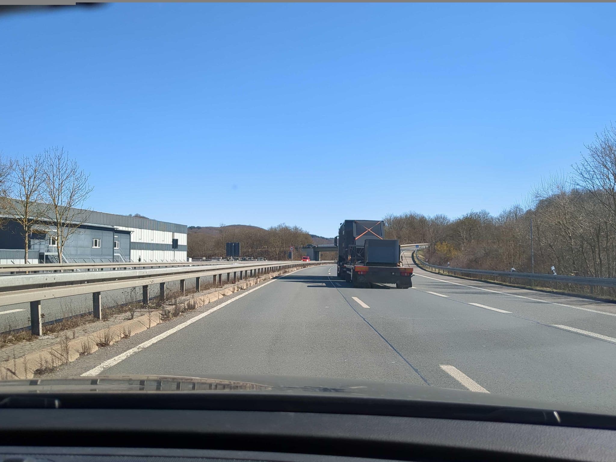 Street view near Hotel Köhler, Dillenburg — © akinogermany (CC BY-SA · Mapillary)