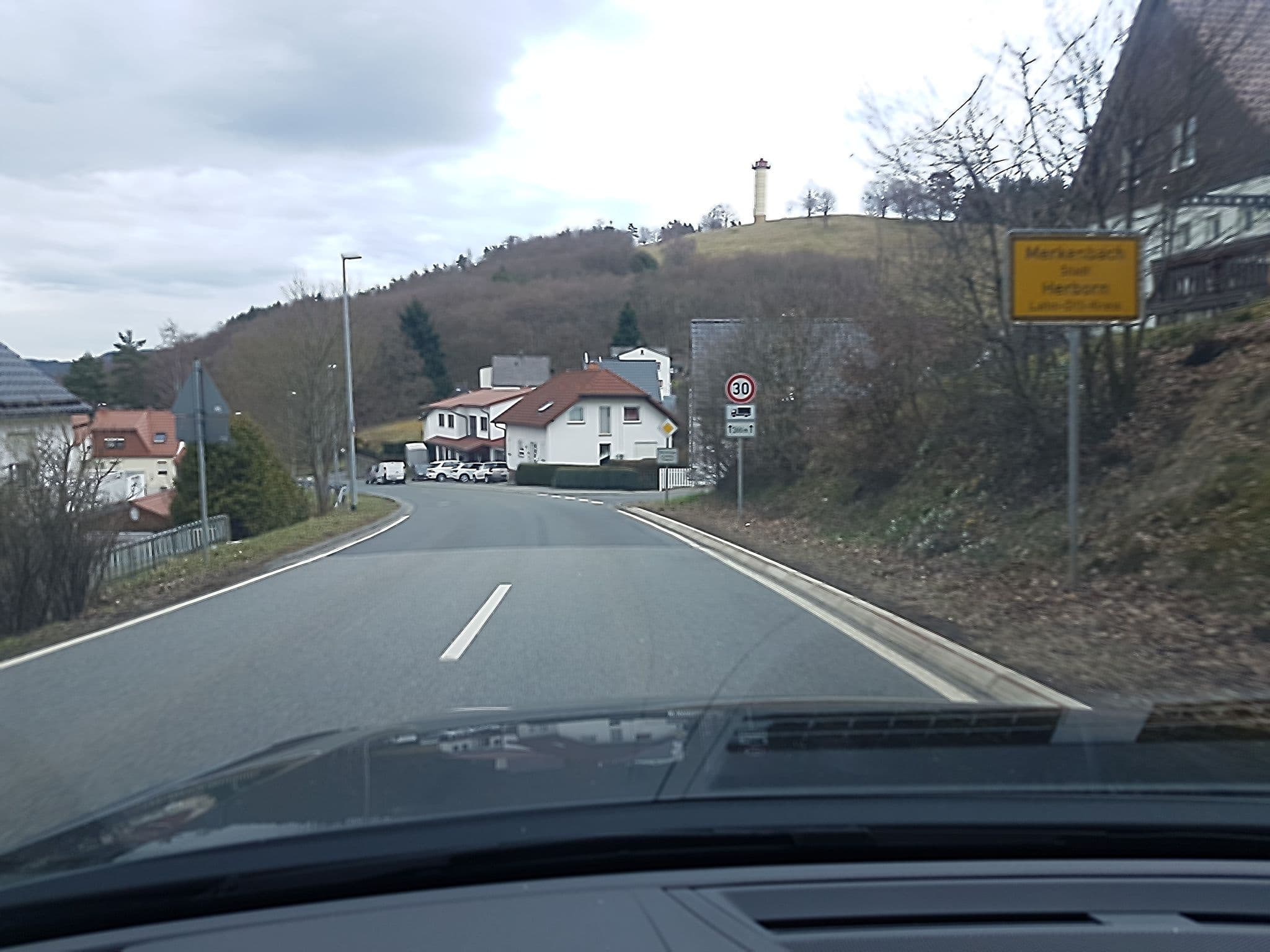Street view near Ferienwohnung am Wasserturm, Merkenbach — © changchun1 (CC BY-SA · Mapillary)