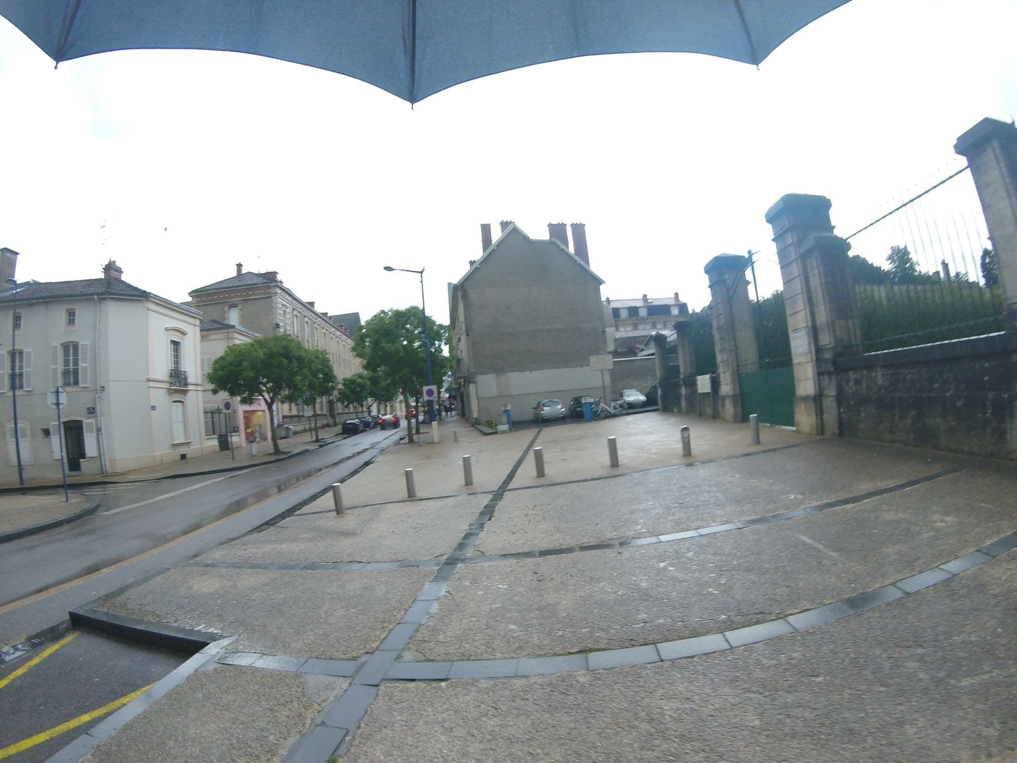 Street view near La Cloche d'Or, Verdun — © chuck (CC BY-SA · Mapillary)