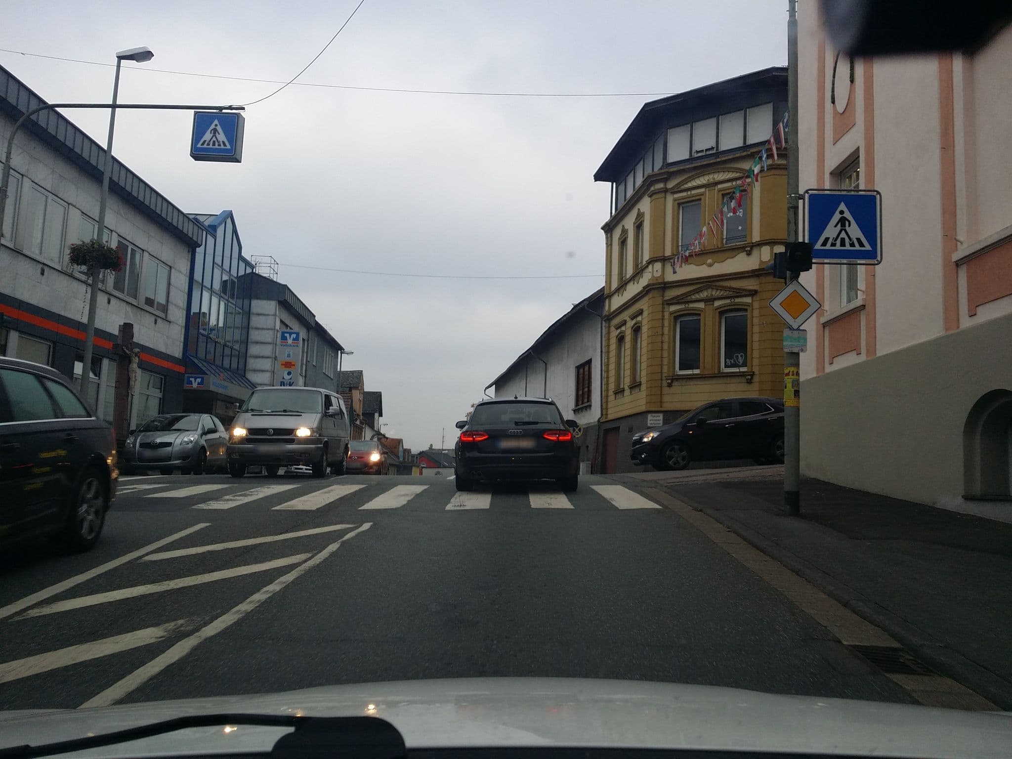 Street view near Thomas & Markus Steffens, Bad Camberg — © b166er (CC BY-SA · Mapillary)