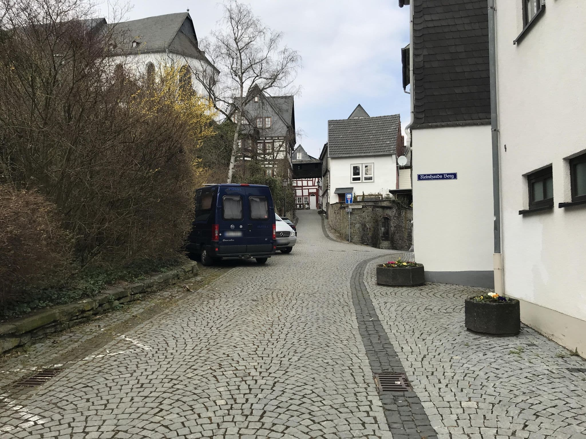 Street view near Gästehaus Grün, Herborn — © troher15 (CC BY-SA · Mapillary)