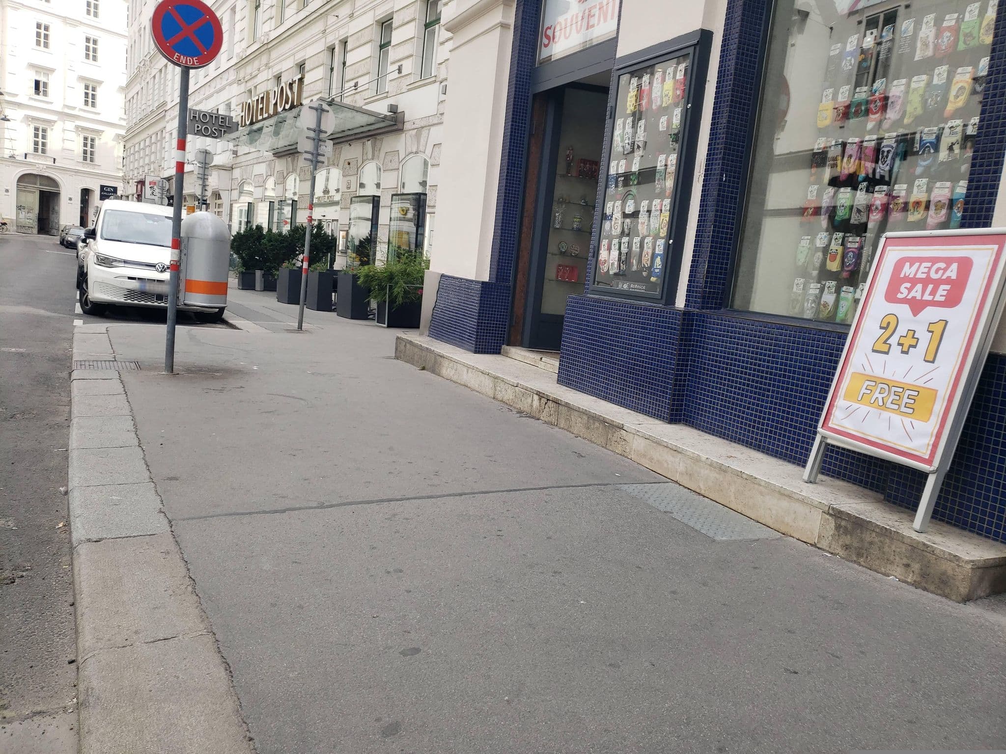 Street view near Hotel Post Wien, Vienna — © mapfool (CC BY-SA · Mapillary)