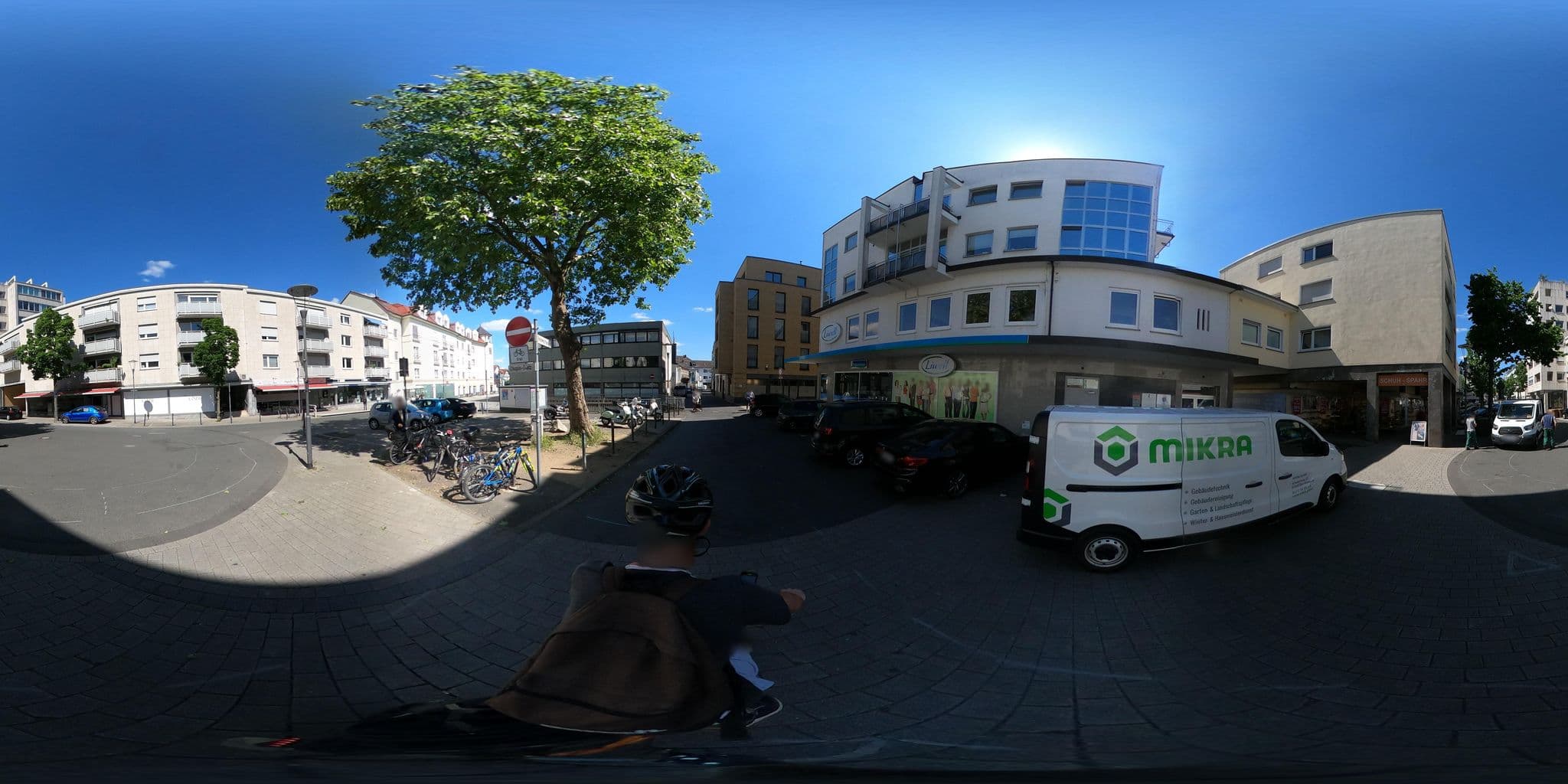 Street view near Reformhaus Fach-Akademie, Oberursel — © Planungsgesellschaft_RV-K_MB (CC BY-SA · Mapillary)