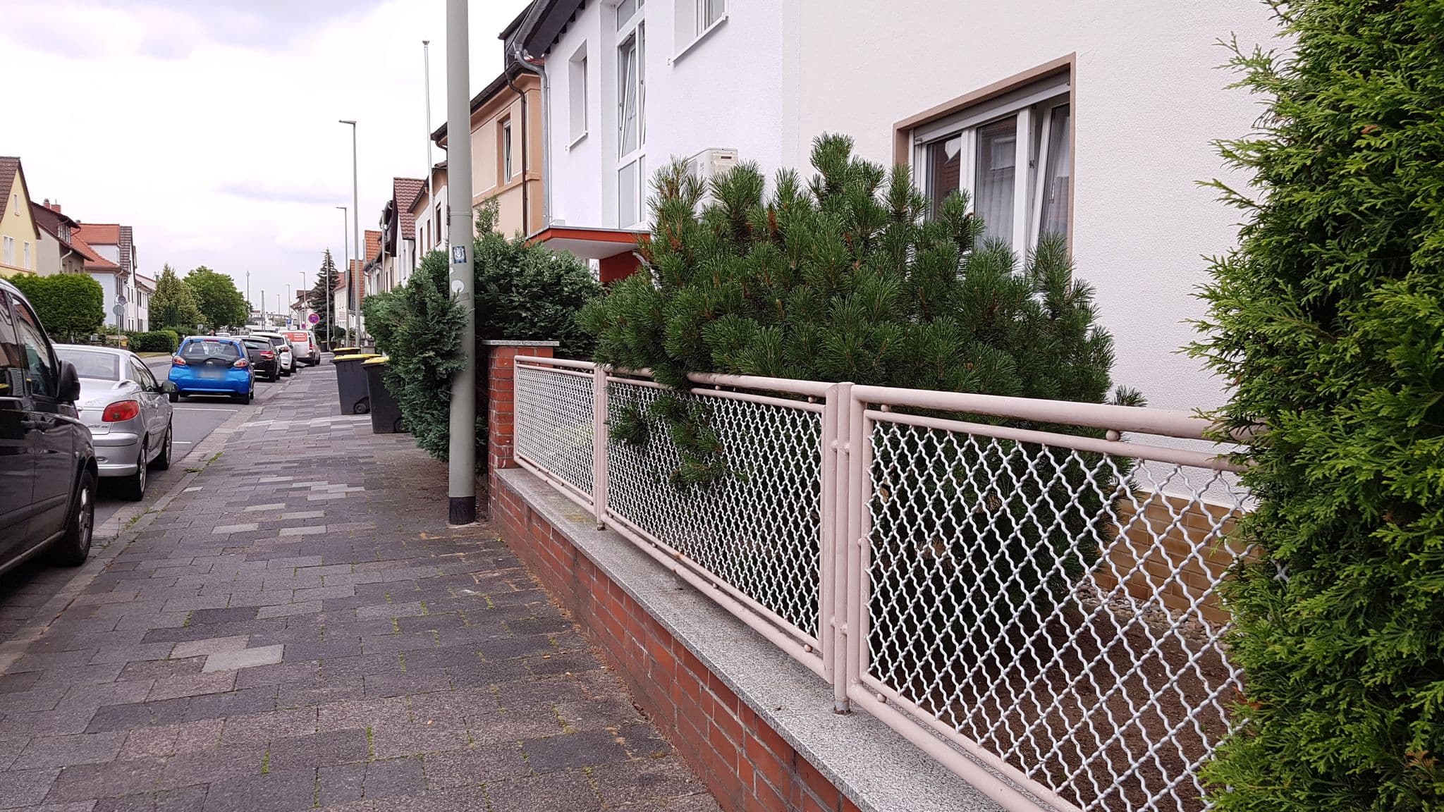 Street view near Lindenhotel Kelsterbach, Kelsterbach — © jurgenweighardt (CC BY-SA · Mapillary)