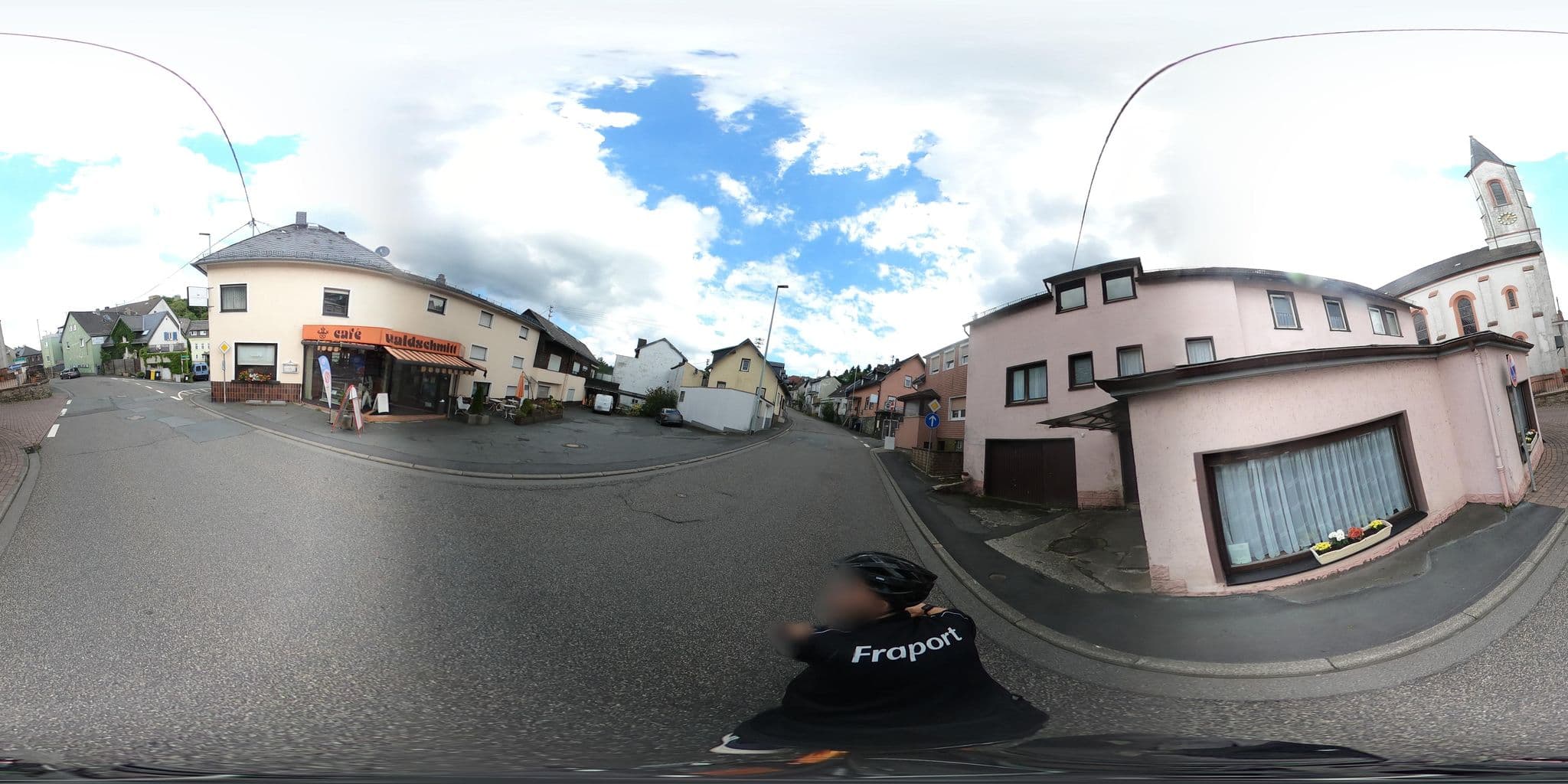 Street view near Skaggs Mark, Schmitten — © Planungsgesellschaft_RV-K (CC BY-SA · Mapillary)