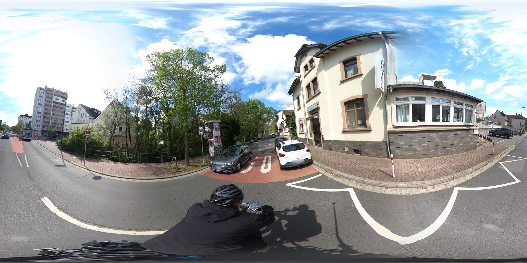 Street view near Hotel Adler, Bad Homburg vor der Höhe — © Planungsgesellschaft_RV-K (CC BY-SA · Mapillary)