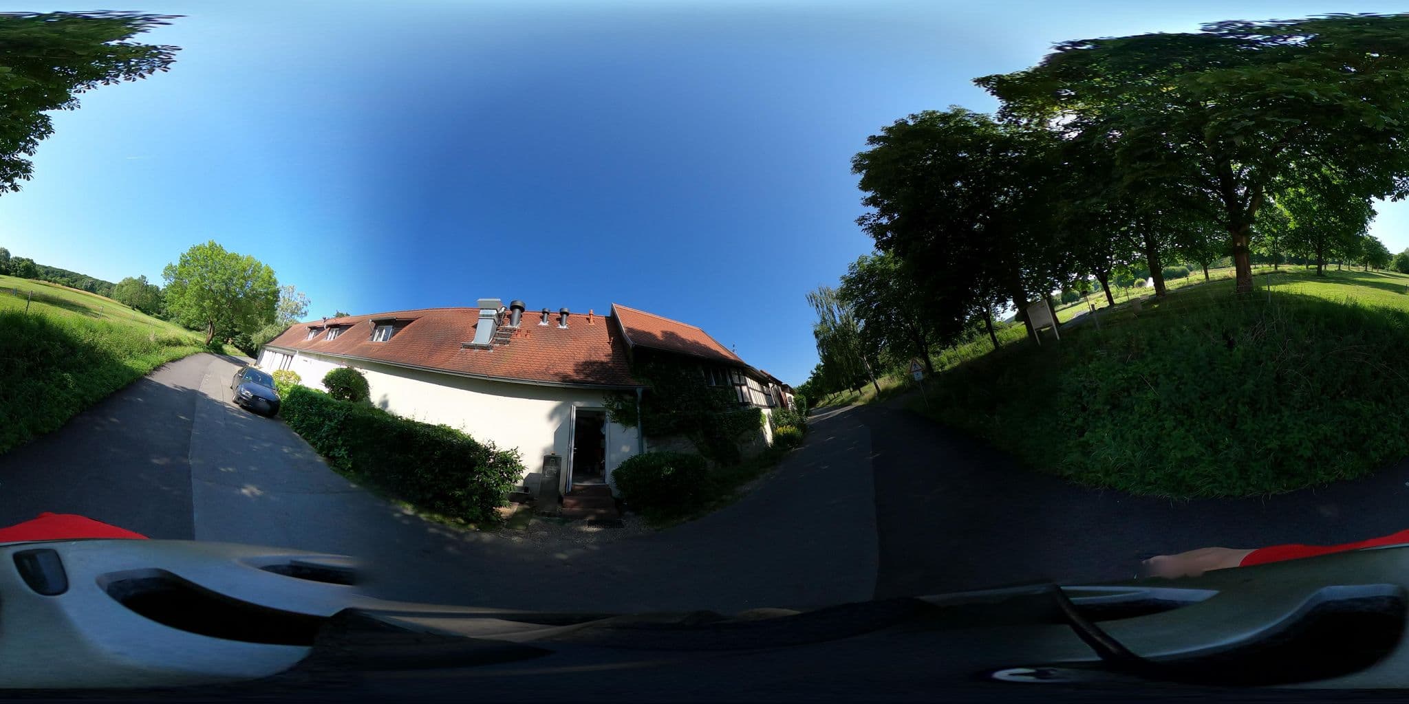 Street view near Herrenhaus, Kelkheim-Mitte — © tmka (CC BY-SA · Mapillary)