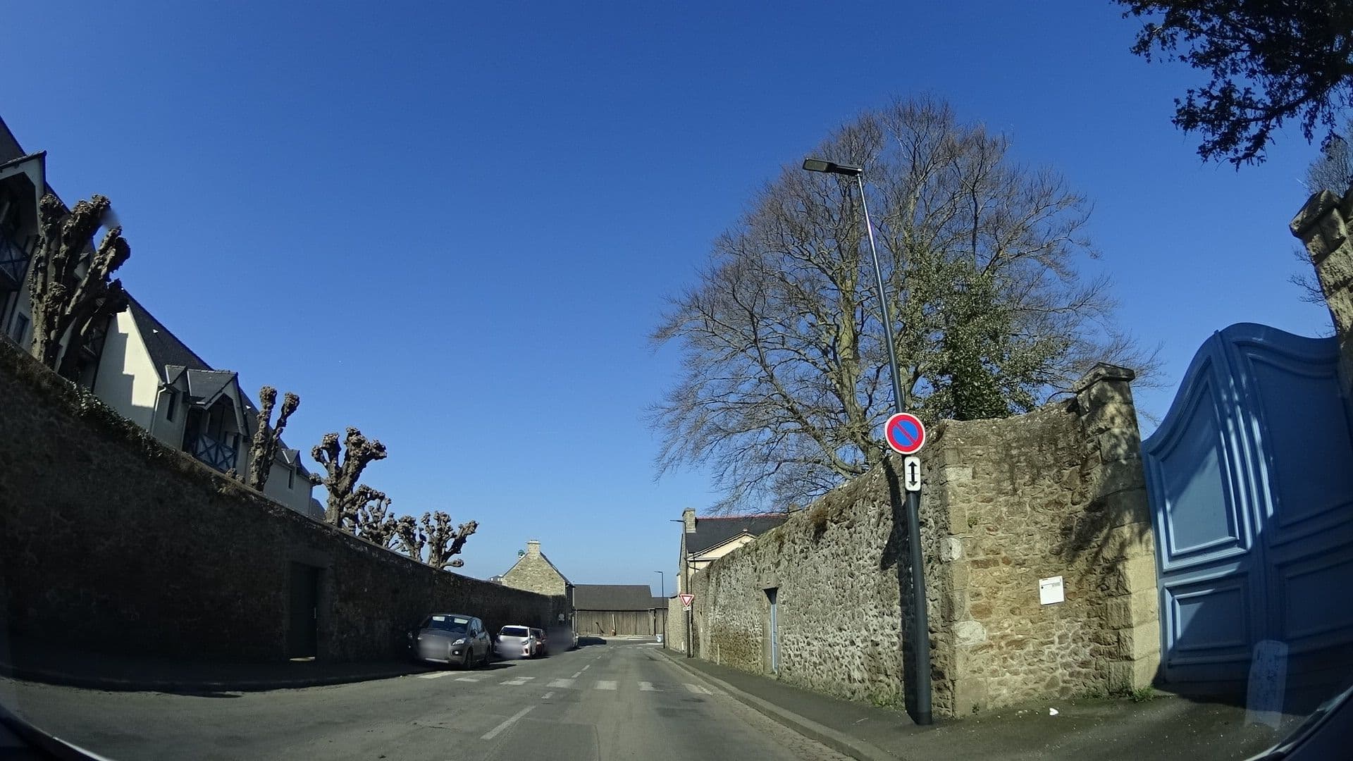 Street view near Résidence Ty Mat, Saint-Malo — © panieravide (CC BY-SA · Mapillary)