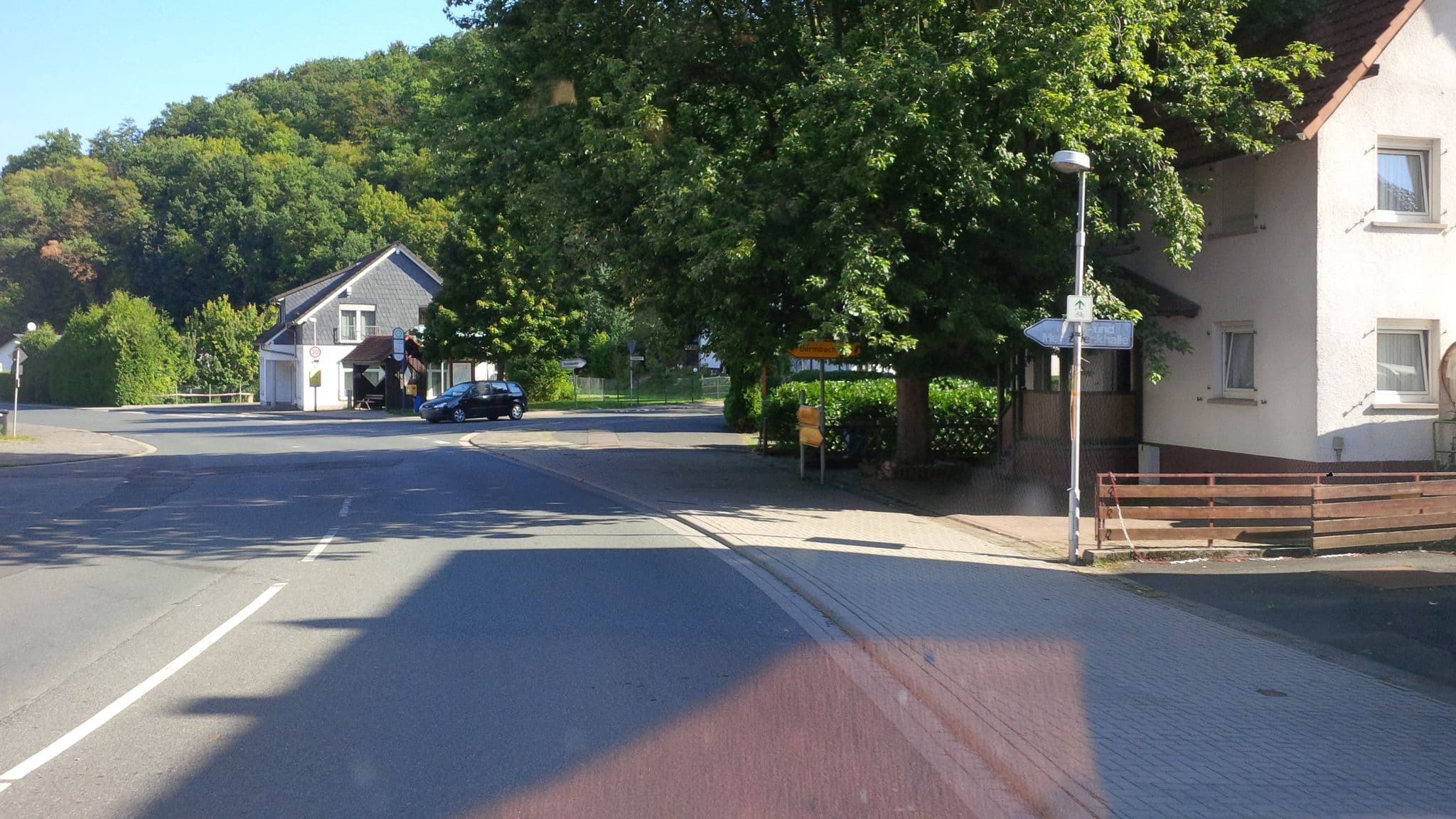 Street view near Landhaus Morgan, Braunfels — © sdos77 (CC BY-SA · Mapillary)