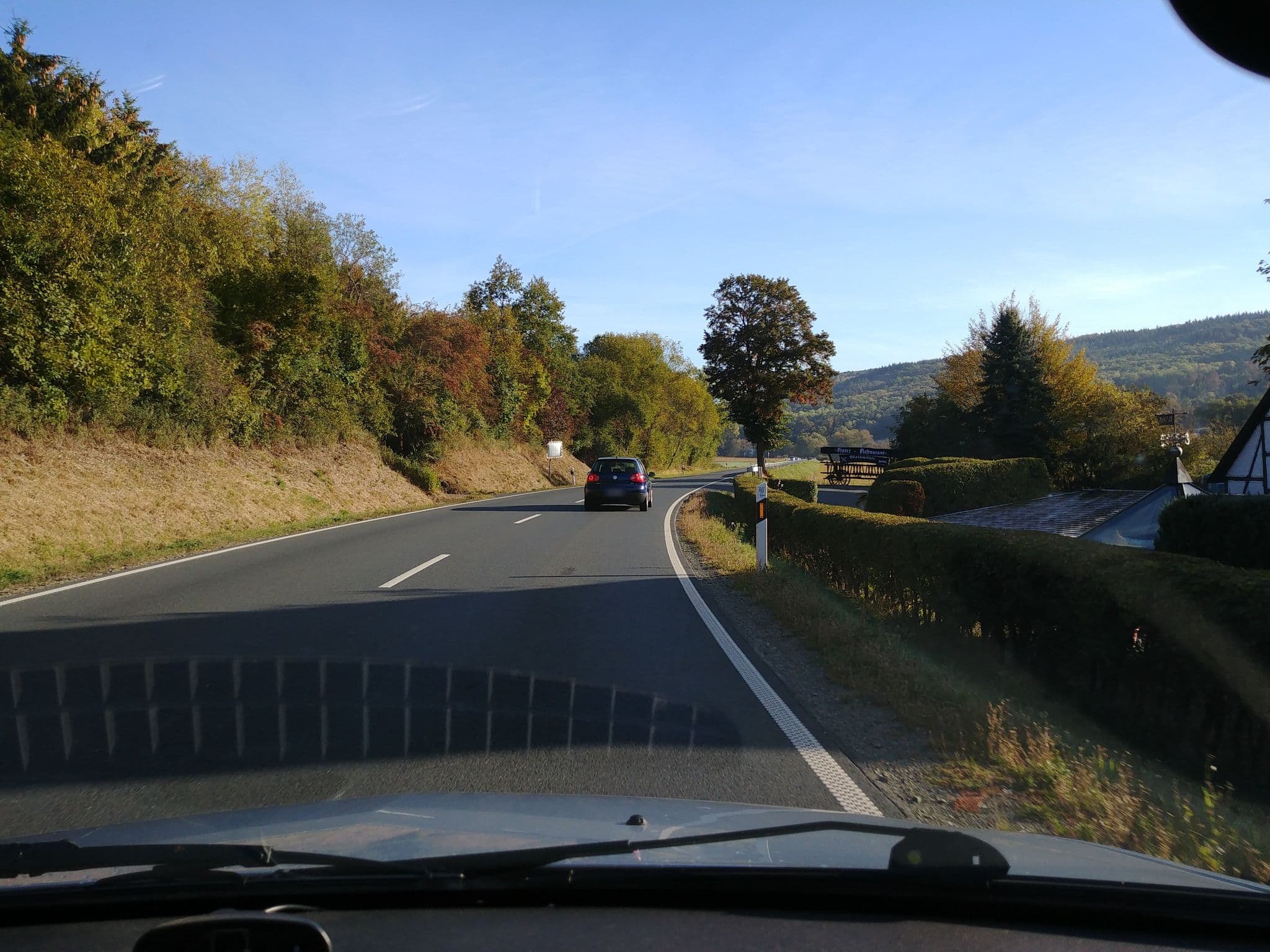 Street view near Walkmühle, Usingen — © kreuzschnabel (CC BY-SA · Mapillary)