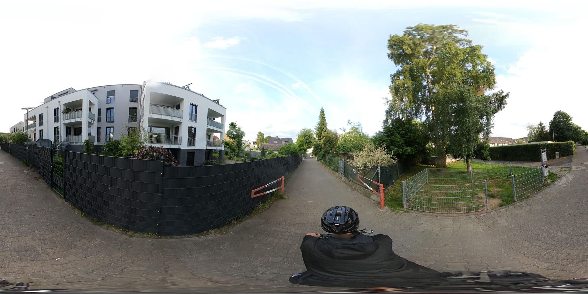 Street view near Evangelisches Jugendbüro Dekanatsjugendreferentin, Neu-Anspach — © Planungsgesellschaft_RV-K_MB (CC BY-SA · Mapillary)