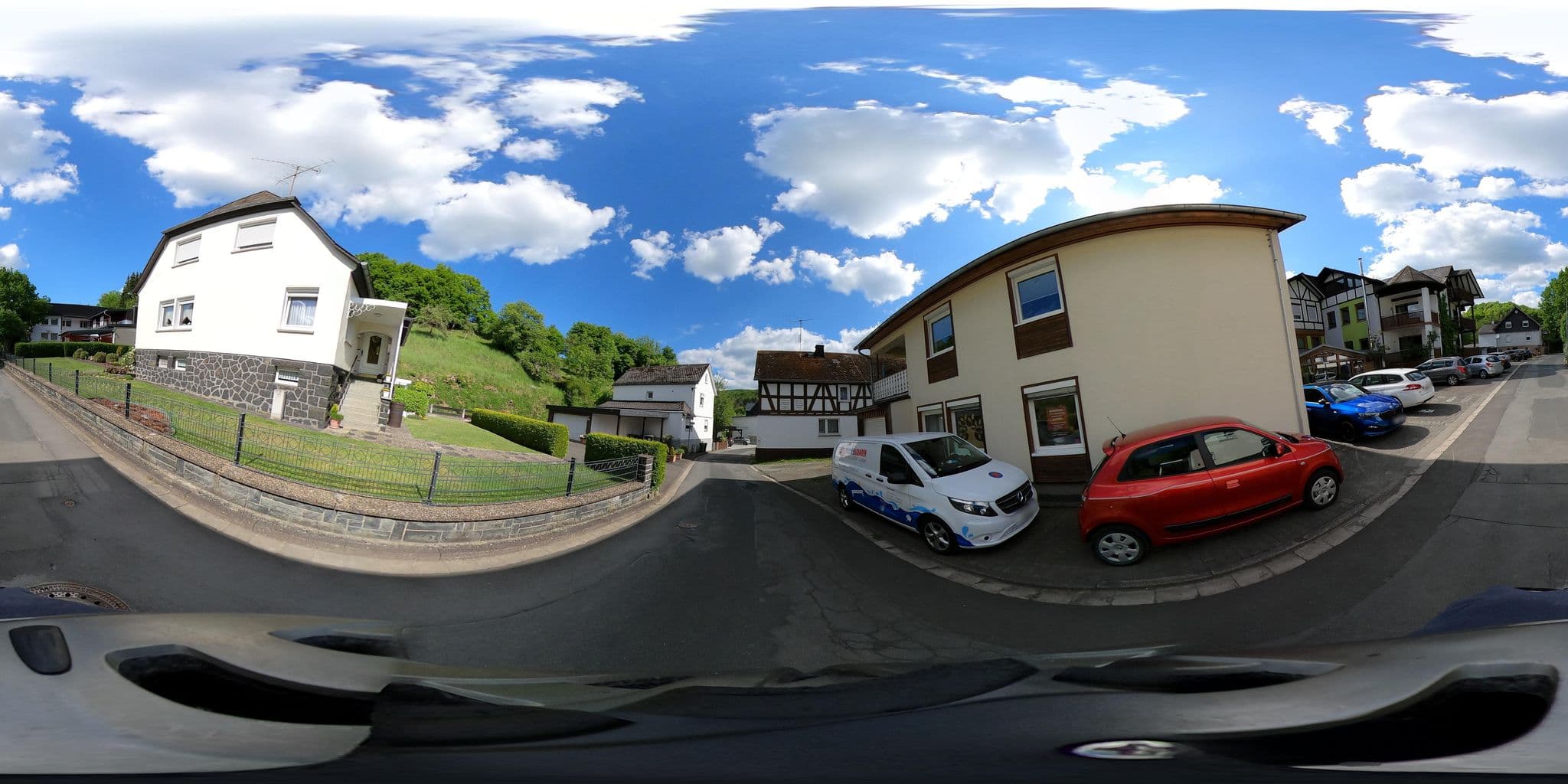 Street view near Forellenhof, Bad Endbach — © tmka (CC BY-SA · Mapillary)