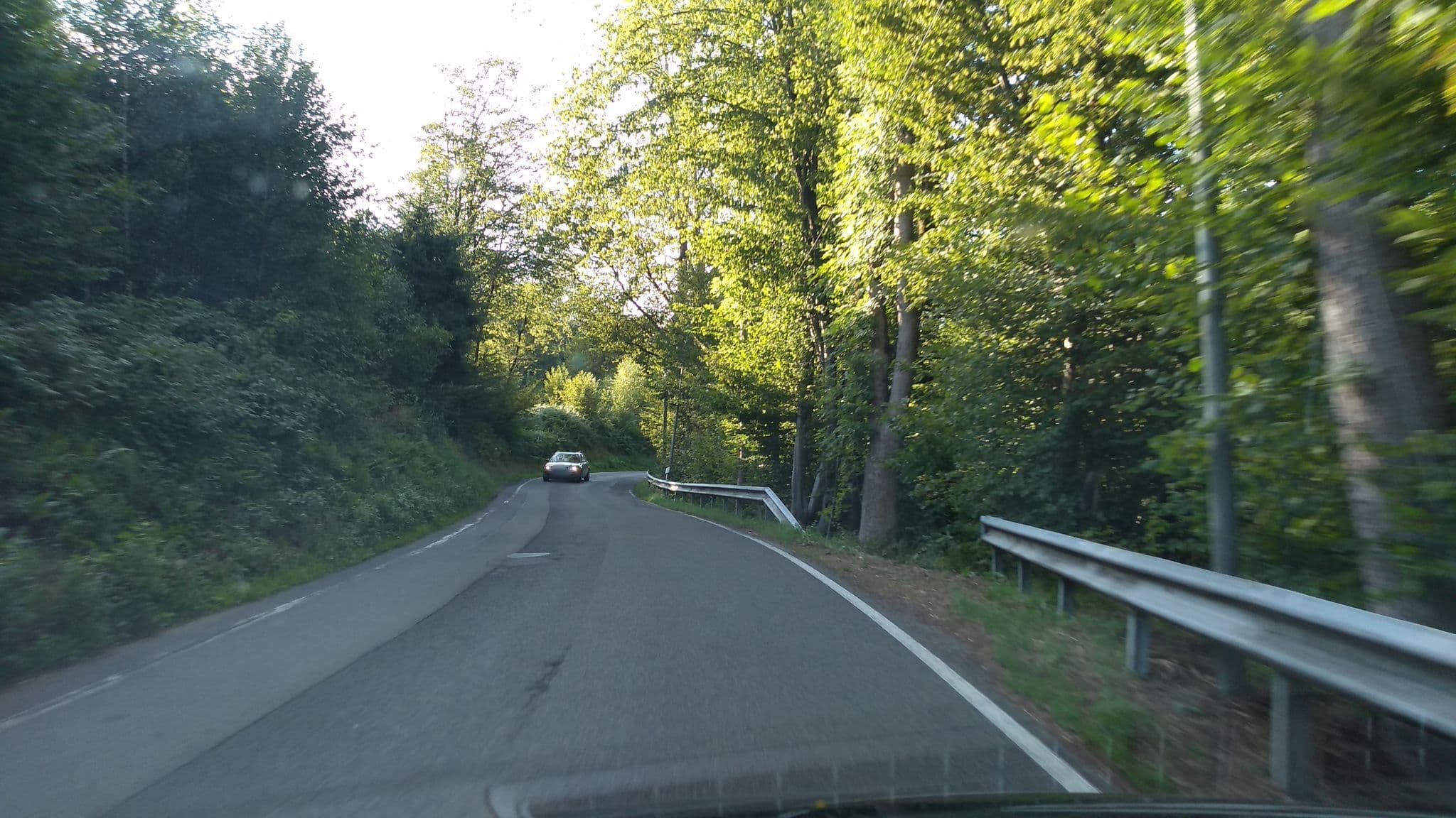 Street view near Pferde Paradies, Jürgen Brade, Engelskirchen — © uwekoch (CC BY-SA · Mapillary)
