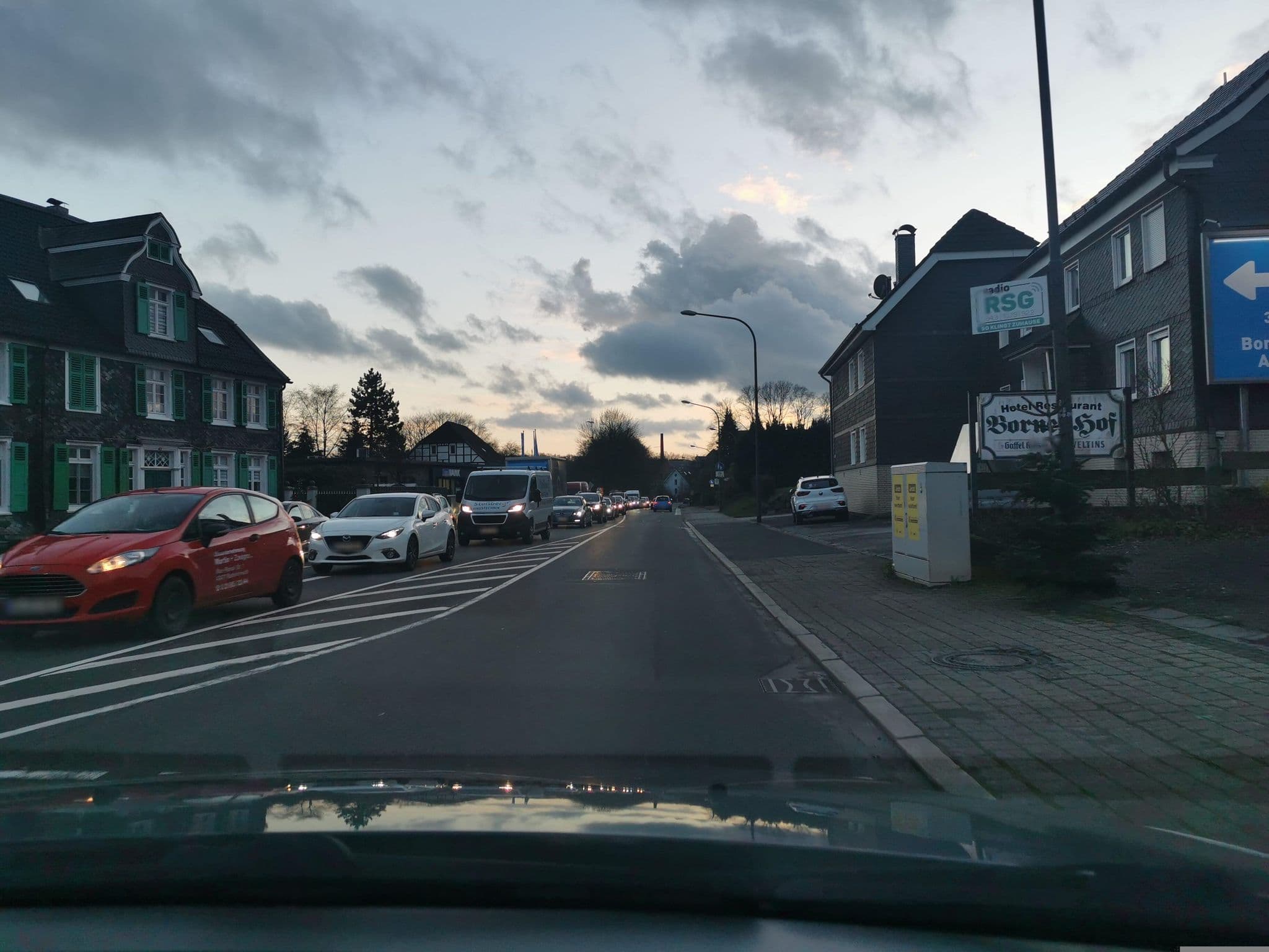 Street view near Hotel Borner Hof, Wermelskirchen — © ASRvw (CC BY-SA · Mapillary)
