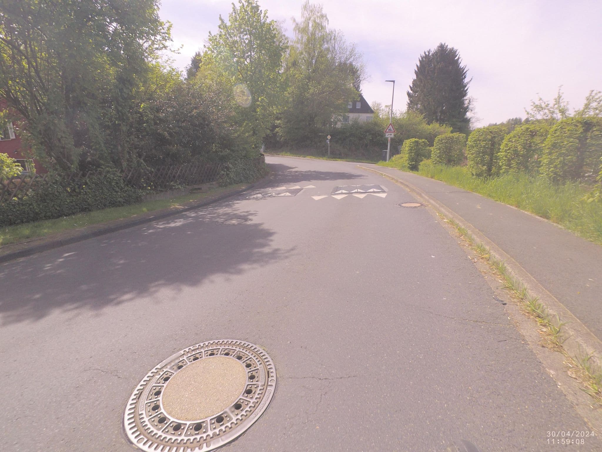 Street view near Messe und Ferienwohnung, Overath — © VIA_DT (CC BY-SA · Mapillary)