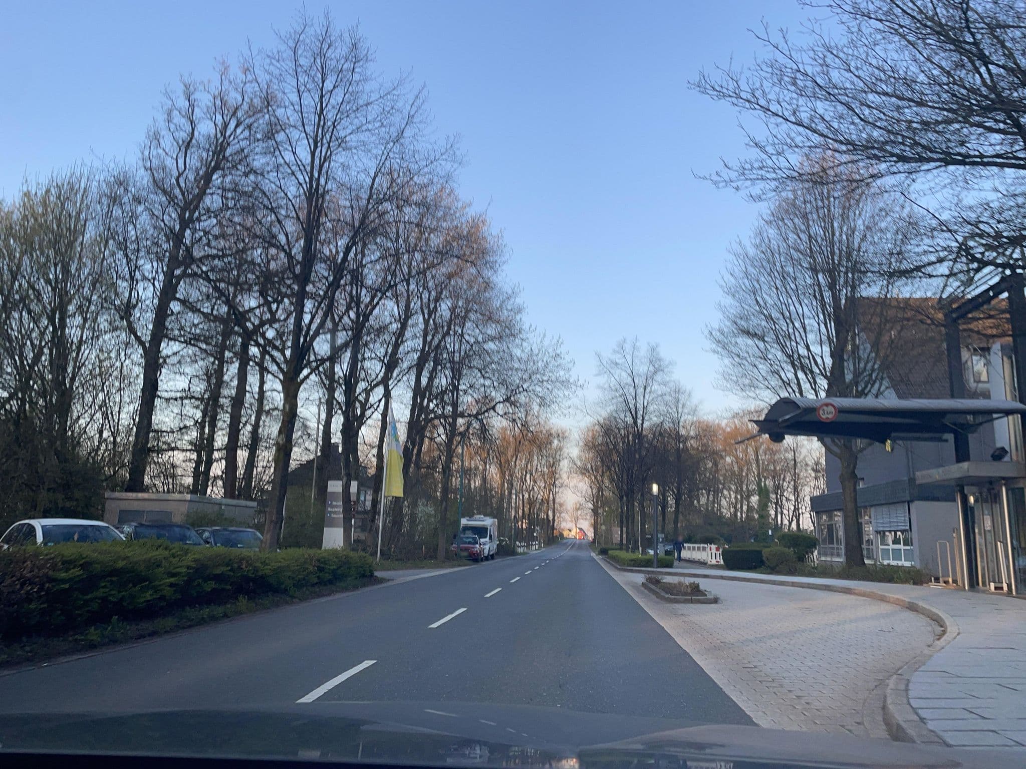 Street view near Lindner Golfhotel Juliana, Sprockhövel — © baldur80 (CC BY-SA · Mapillary)