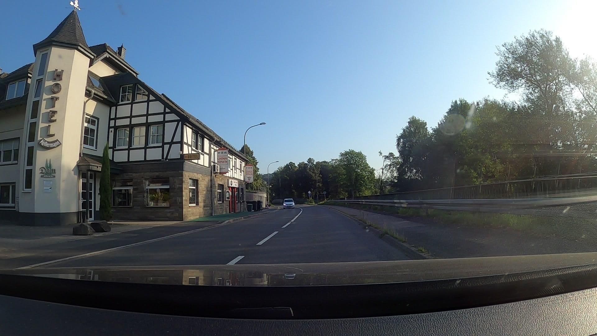 Street view near Hotel Kellermann, Overath — © uwekoch (CC BY-SA · Mapillary)