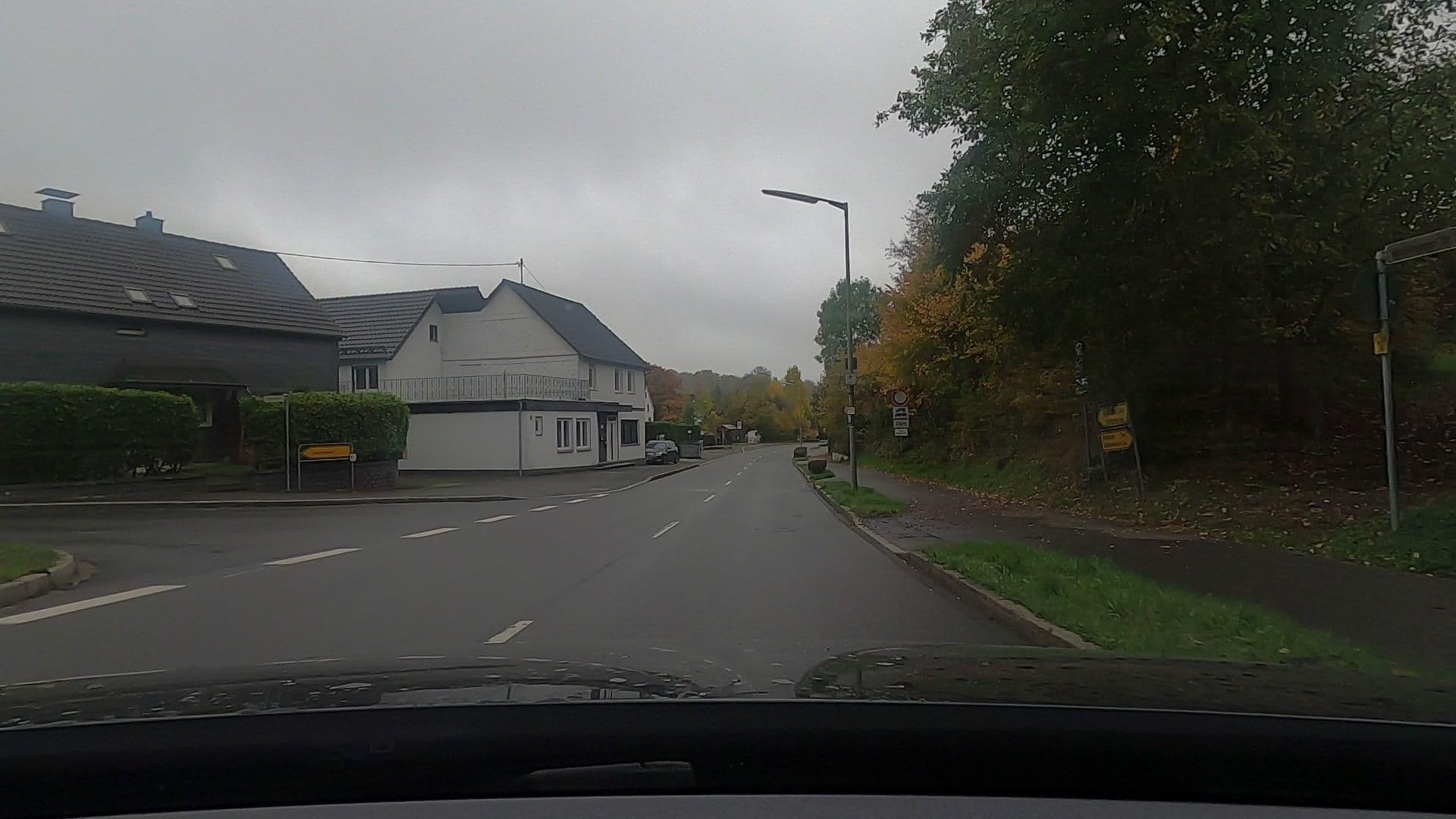 Street view near Aradia Hotel, Gummersbach — © uwekoch (CC BY-SA · Mapillary)