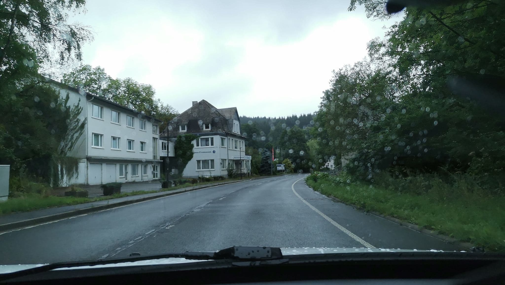 Street view near Hotel Haus Frommann, Schalksmühle — © thoschi (CC BY-SA · Mapillary)