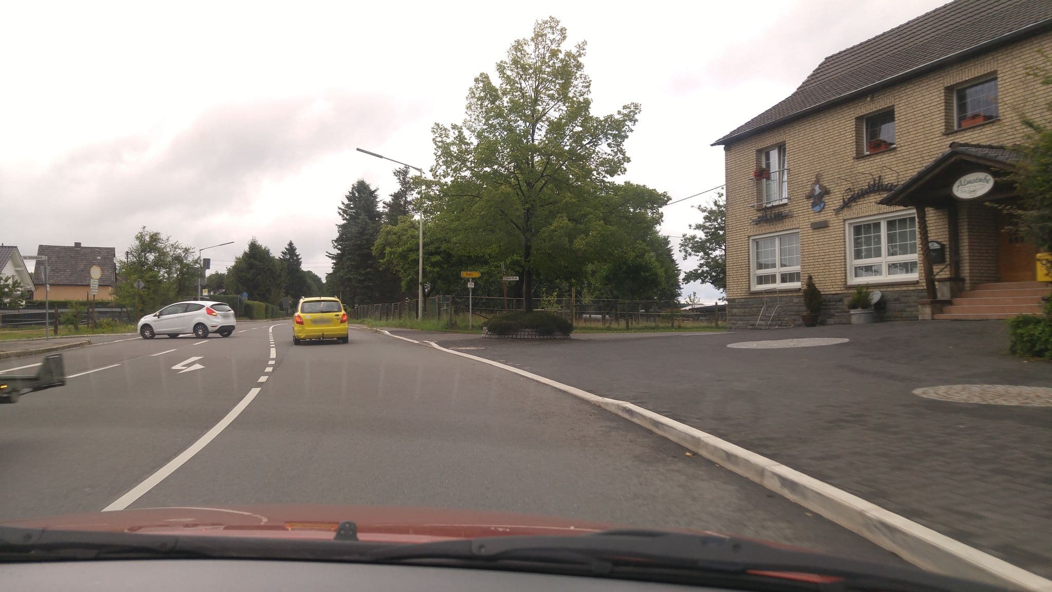 Street view near Alm, Waldbröl — © dmarci (CC BY-SA · Mapillary)
