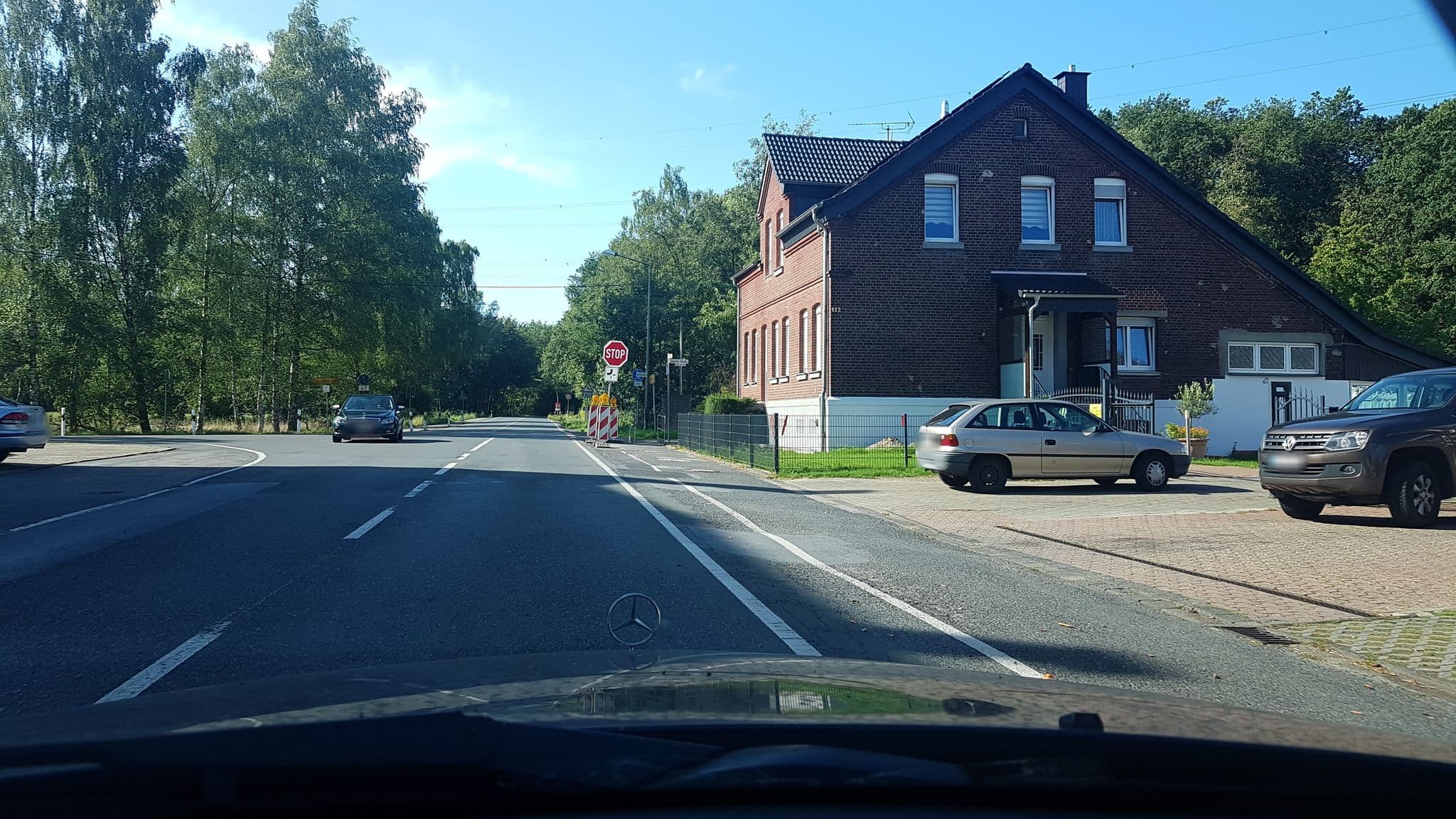 Street view near Hotel Sonnenhof, Waltrop — © mapnrw (CC BY-SA · Mapillary)